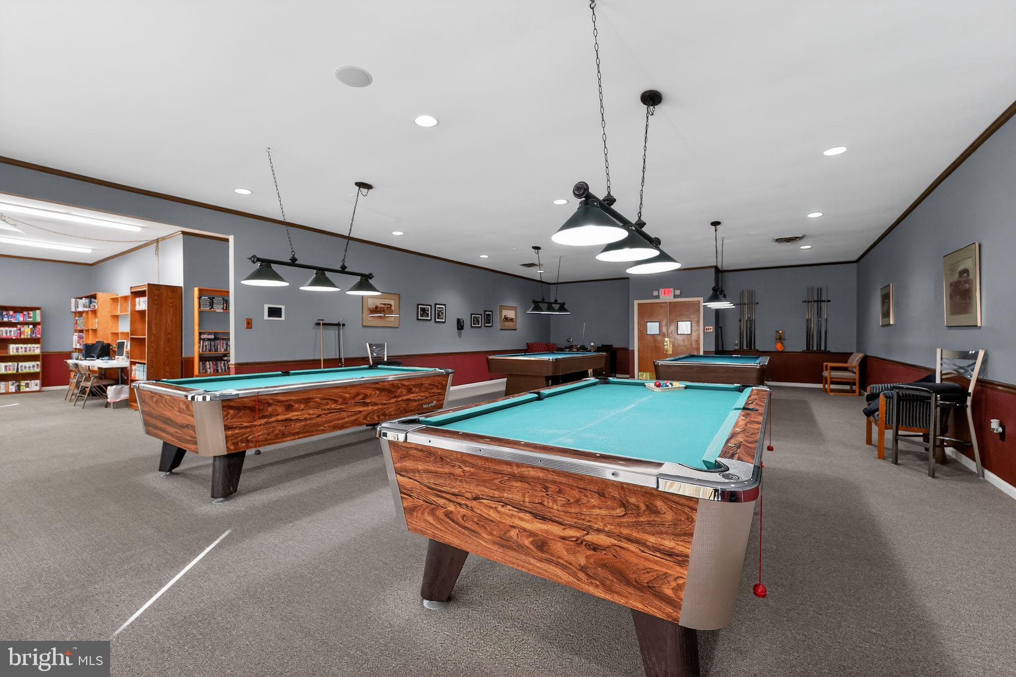 CRESTWOOD VILLAGE - Residential