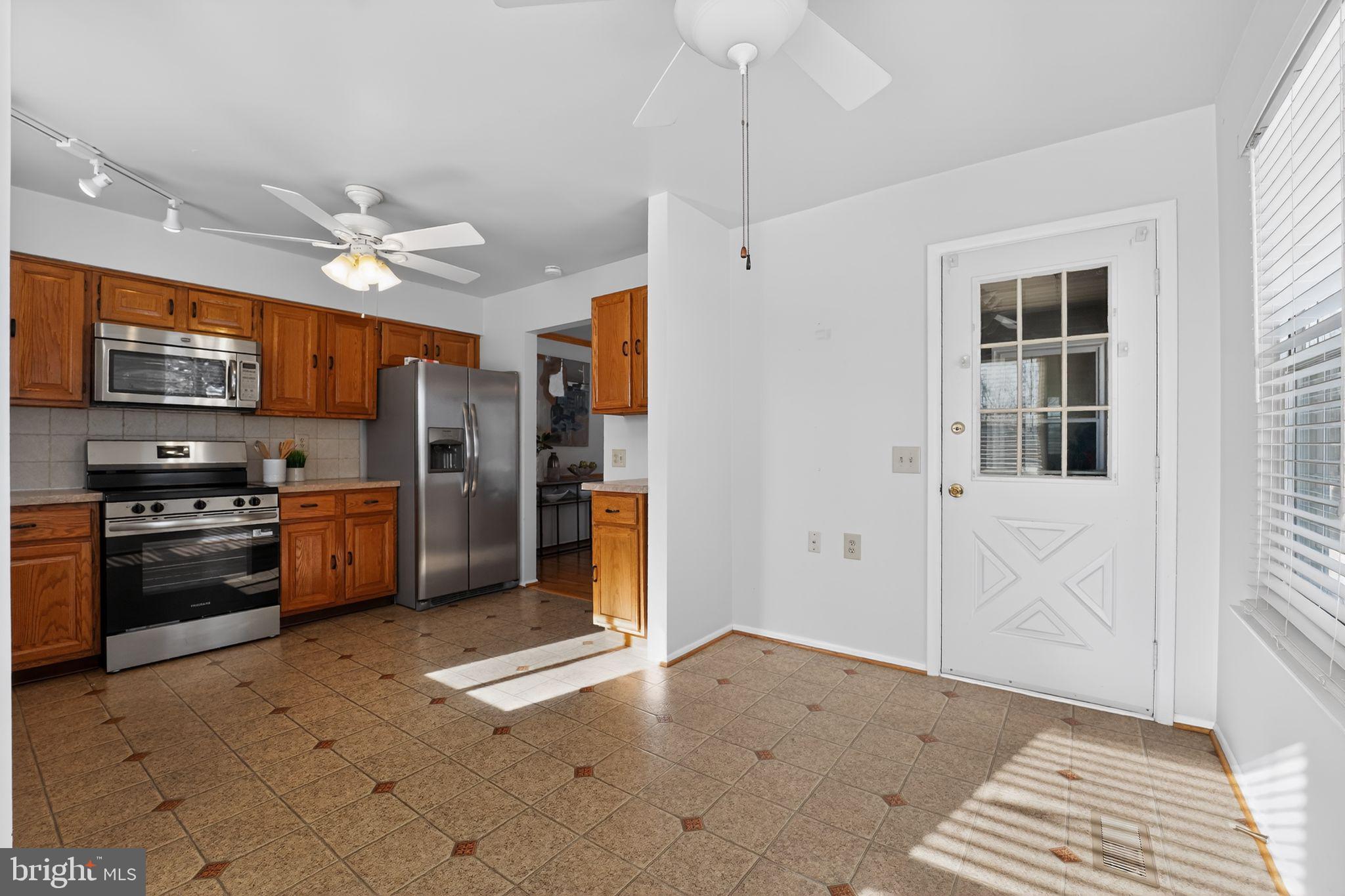 CRESTWOOD VILLAGE - Residential