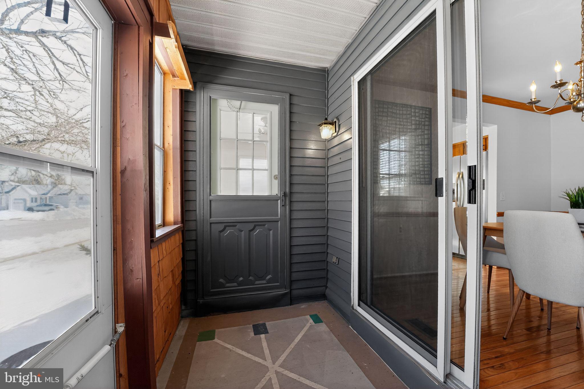 CRESTWOOD VILLAGE - Residential