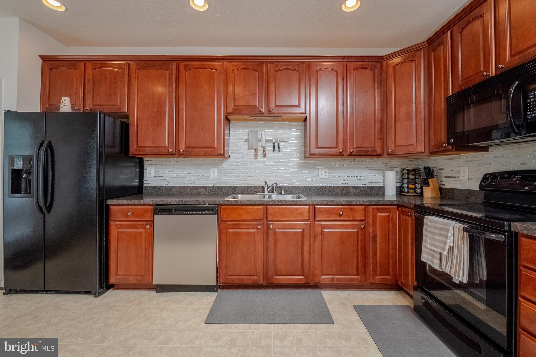 MIRAMAR LANDING - Residential