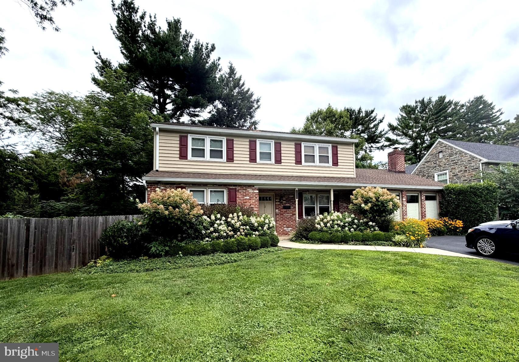 1338 GARDEN ROAD