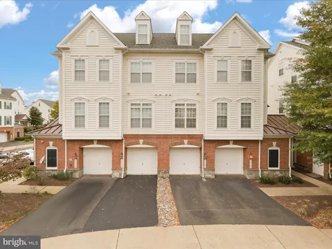 14592 Kylewood Way, Gainesville, VA MLS: VAPW2105820
