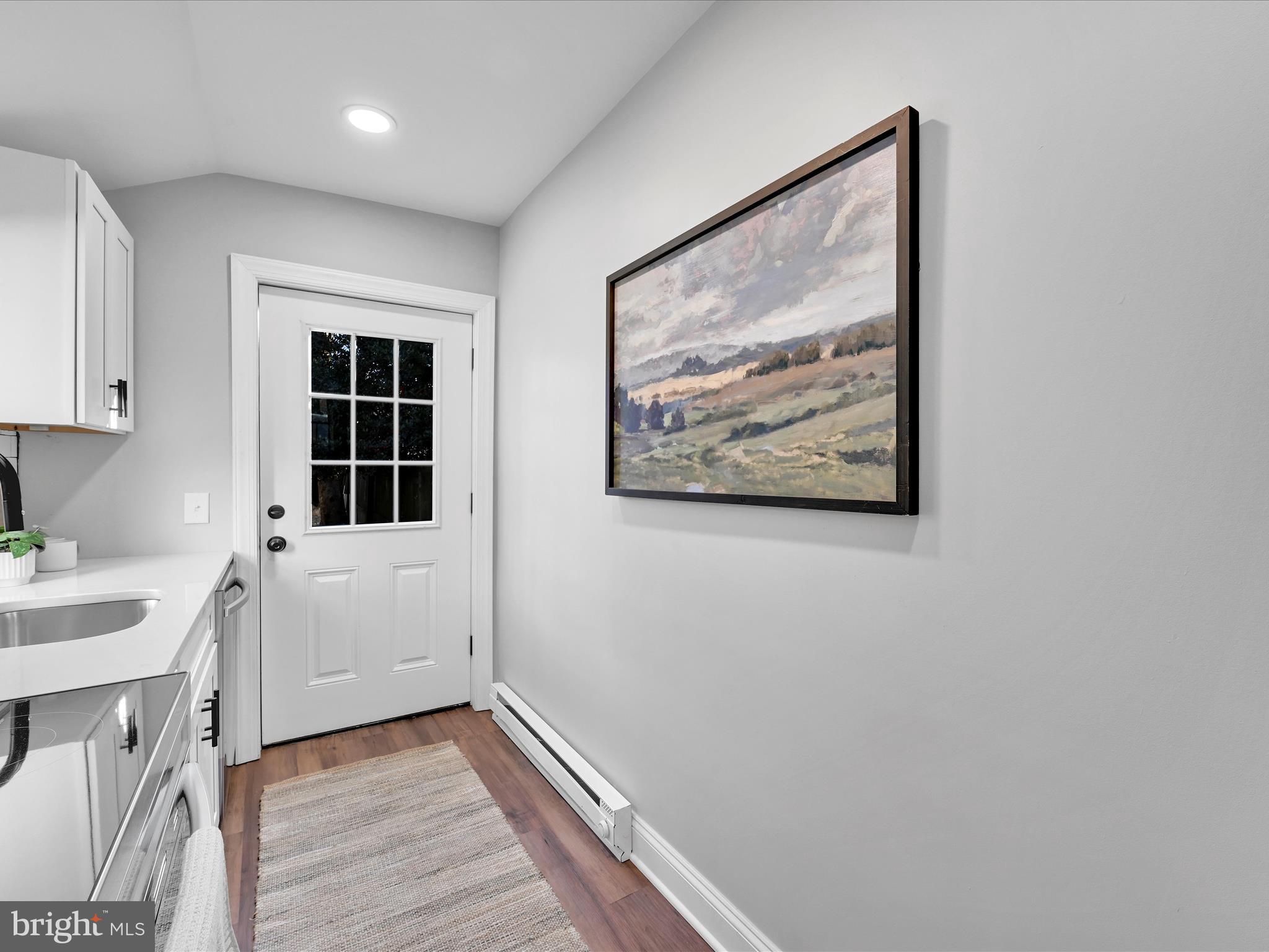 CHESTNUT HILL - Residential