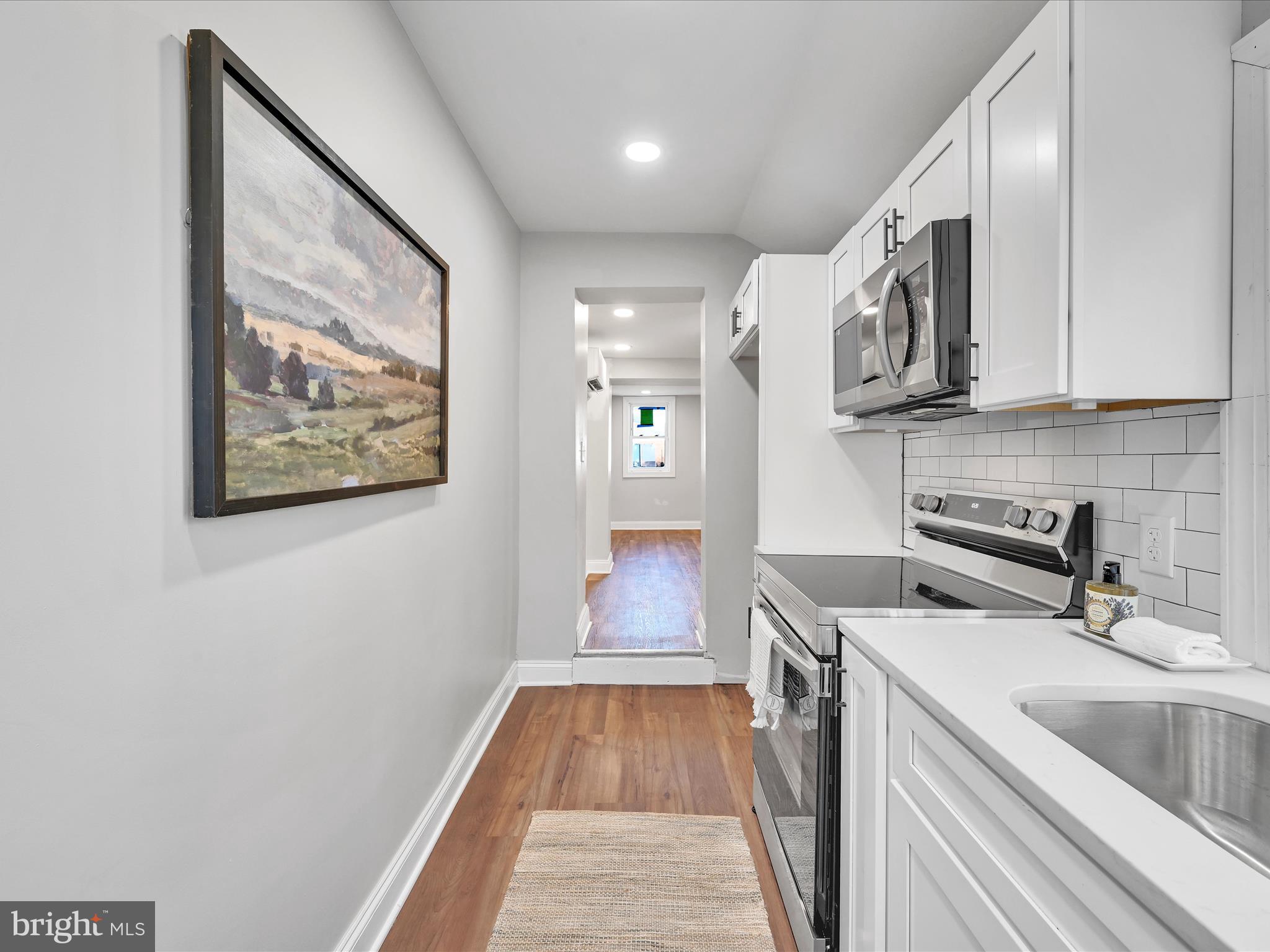 CHESTNUT HILL - Residential