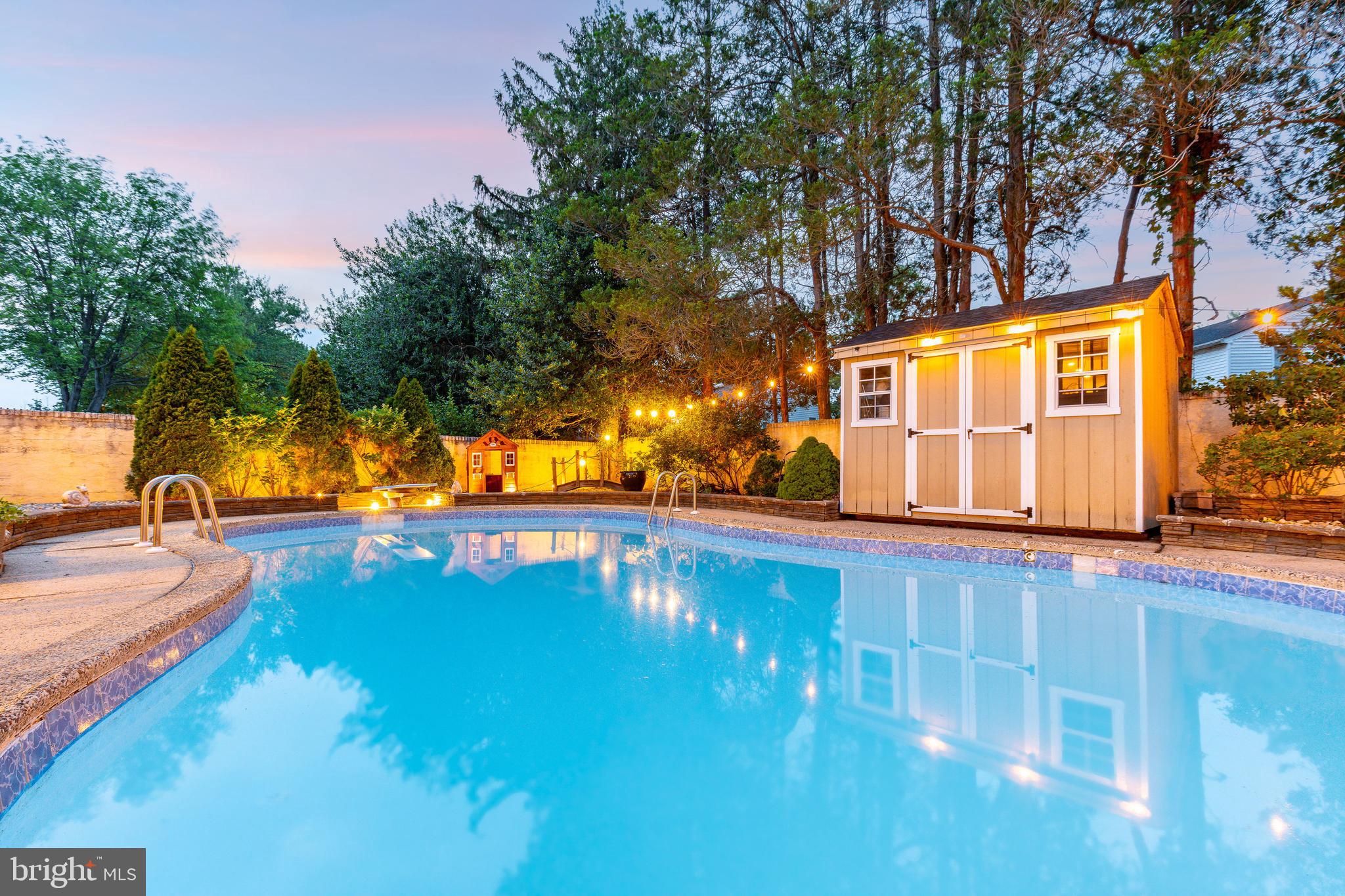 5 STRATHMORE DRIVE