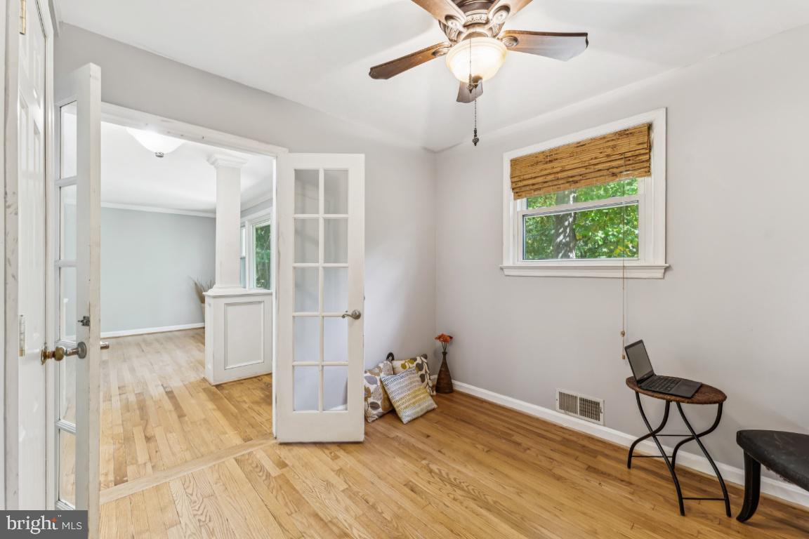 FRIENDLY FARMS - Residential