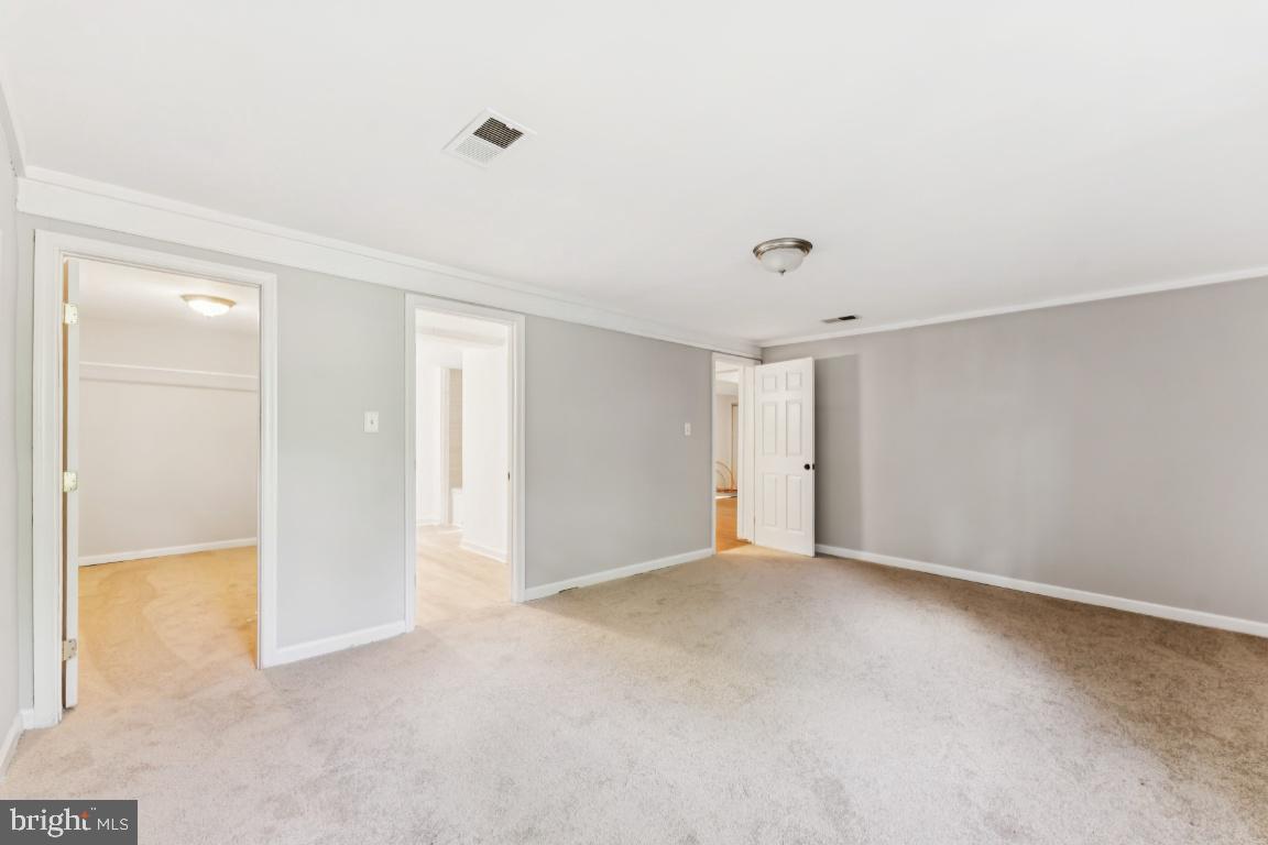 FRIENDLY FARMS - Residential