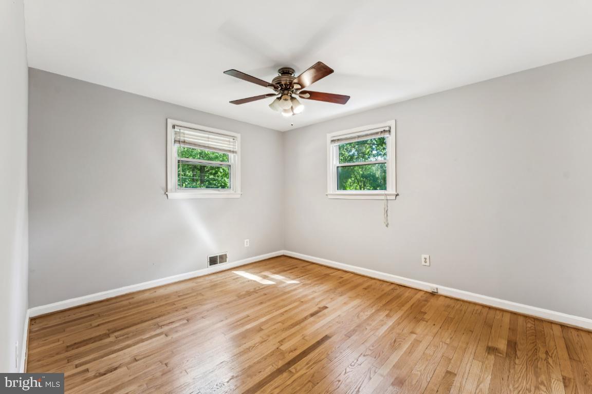 FRIENDLY FARMS - Residential