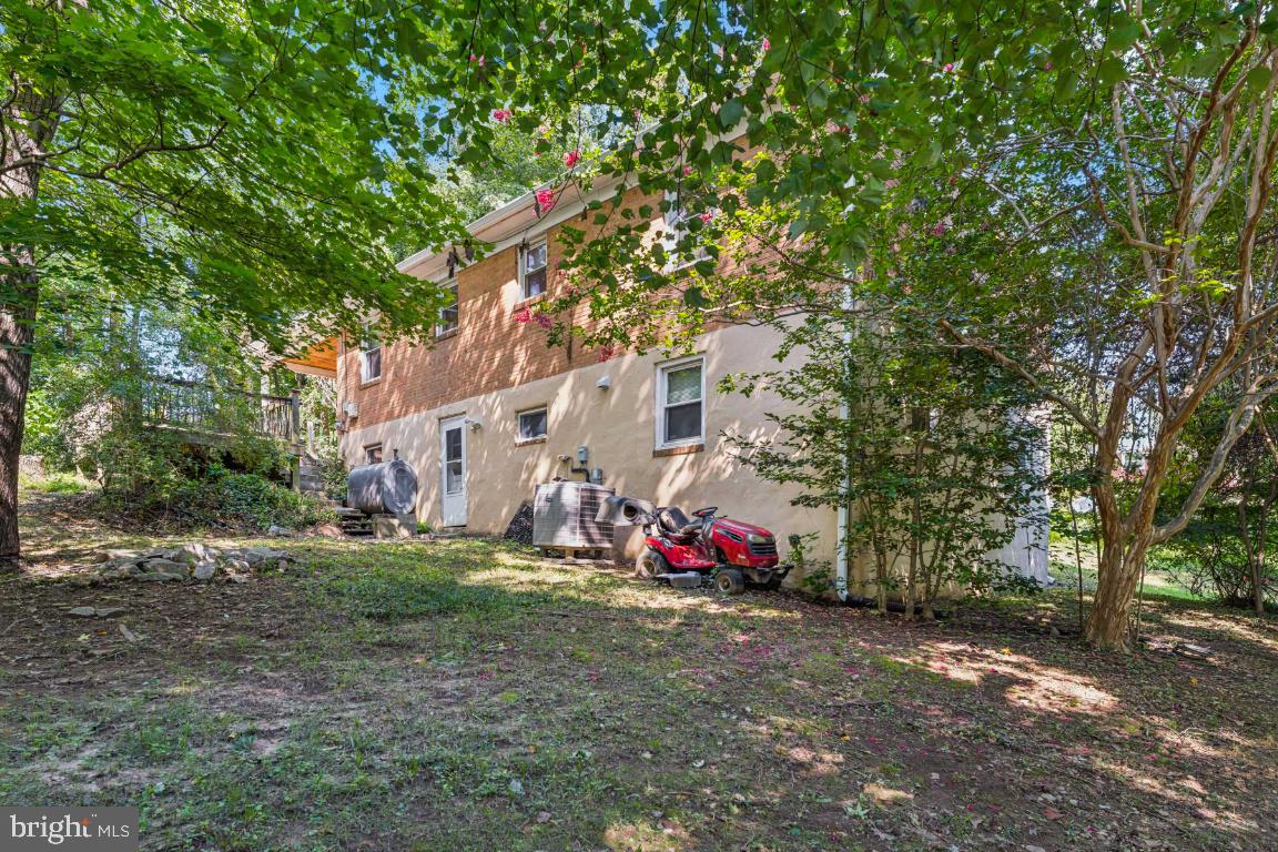 FRIENDLY FARMS - Residential