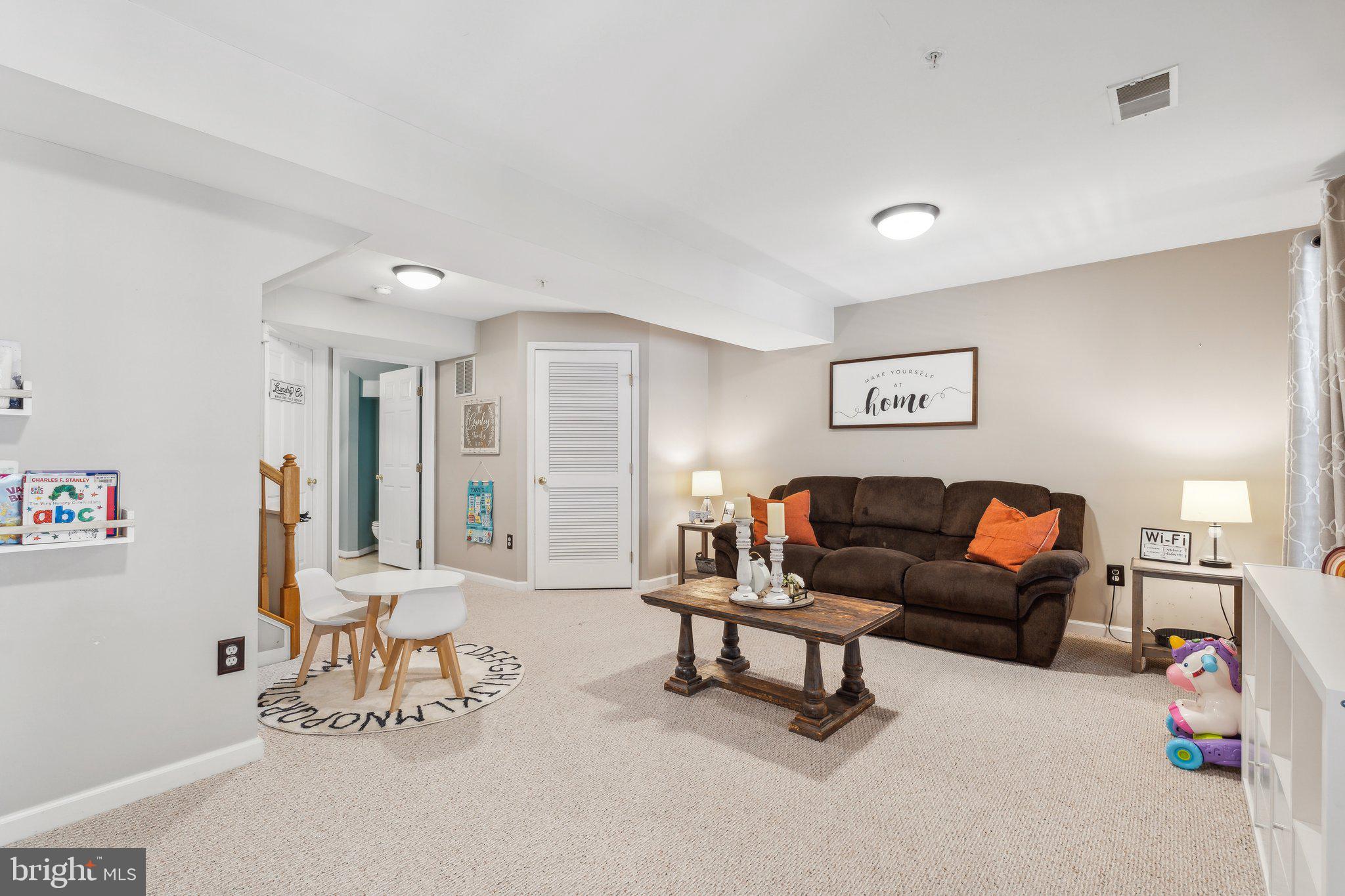 WALNUT RIDGE - Residential