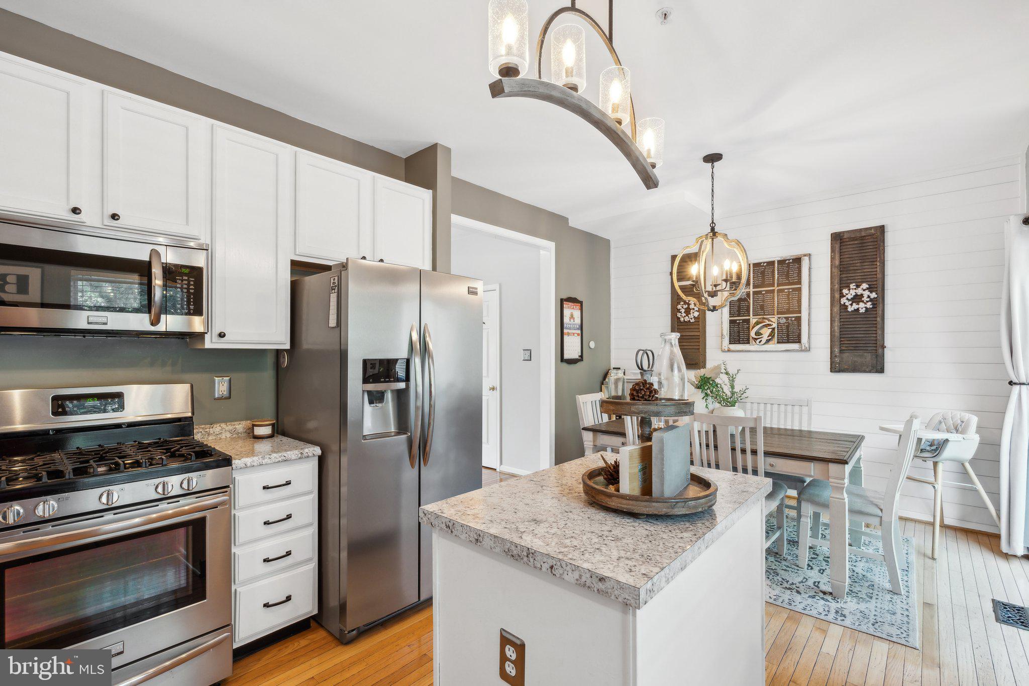 WALNUT RIDGE - Residential