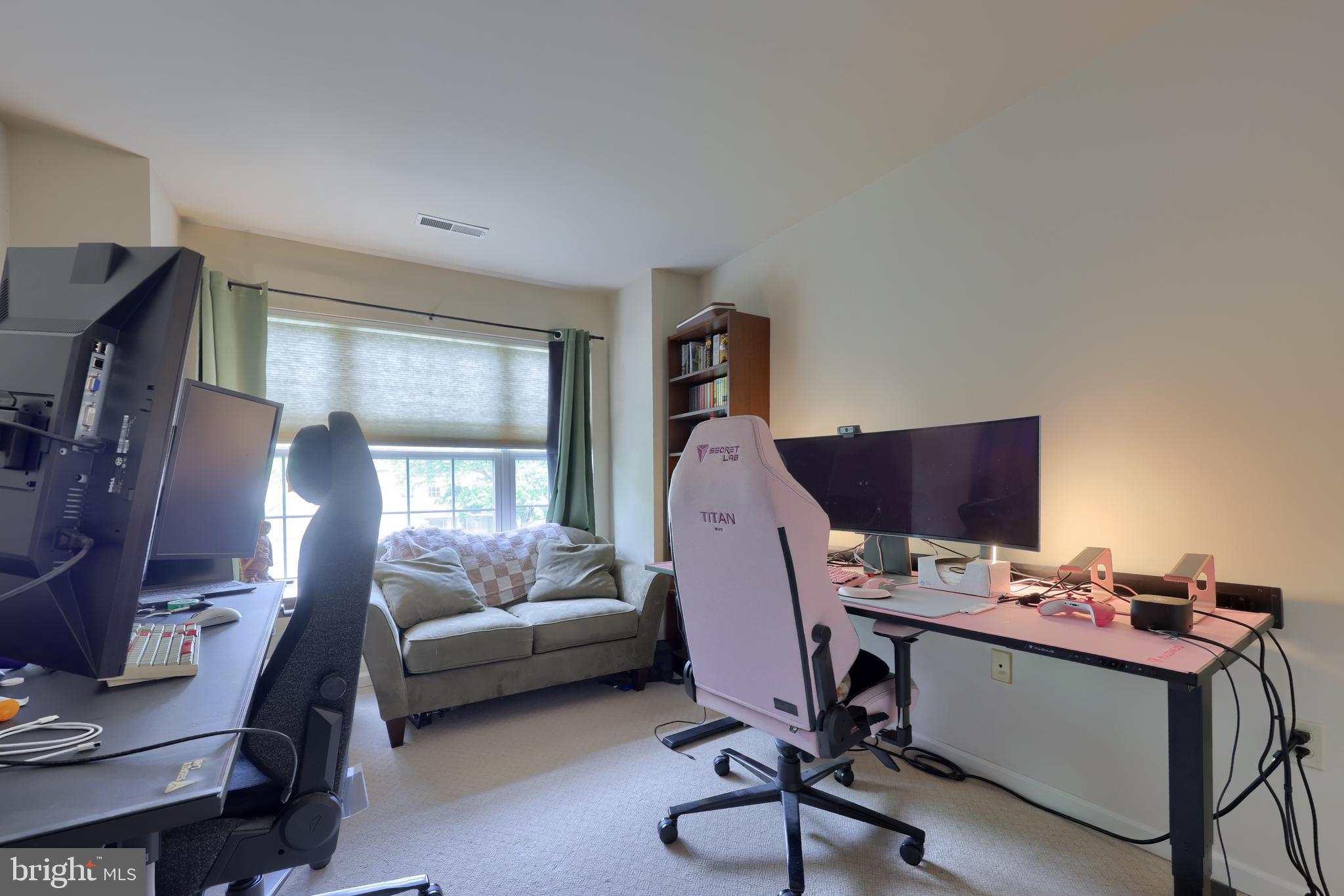 SPRING RIDGE - Residential