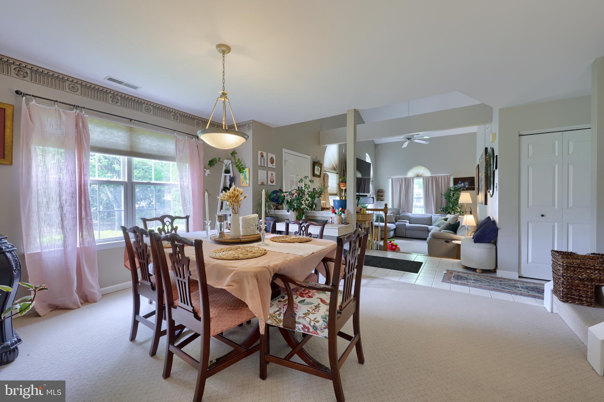 SPRING RIDGE - Residential