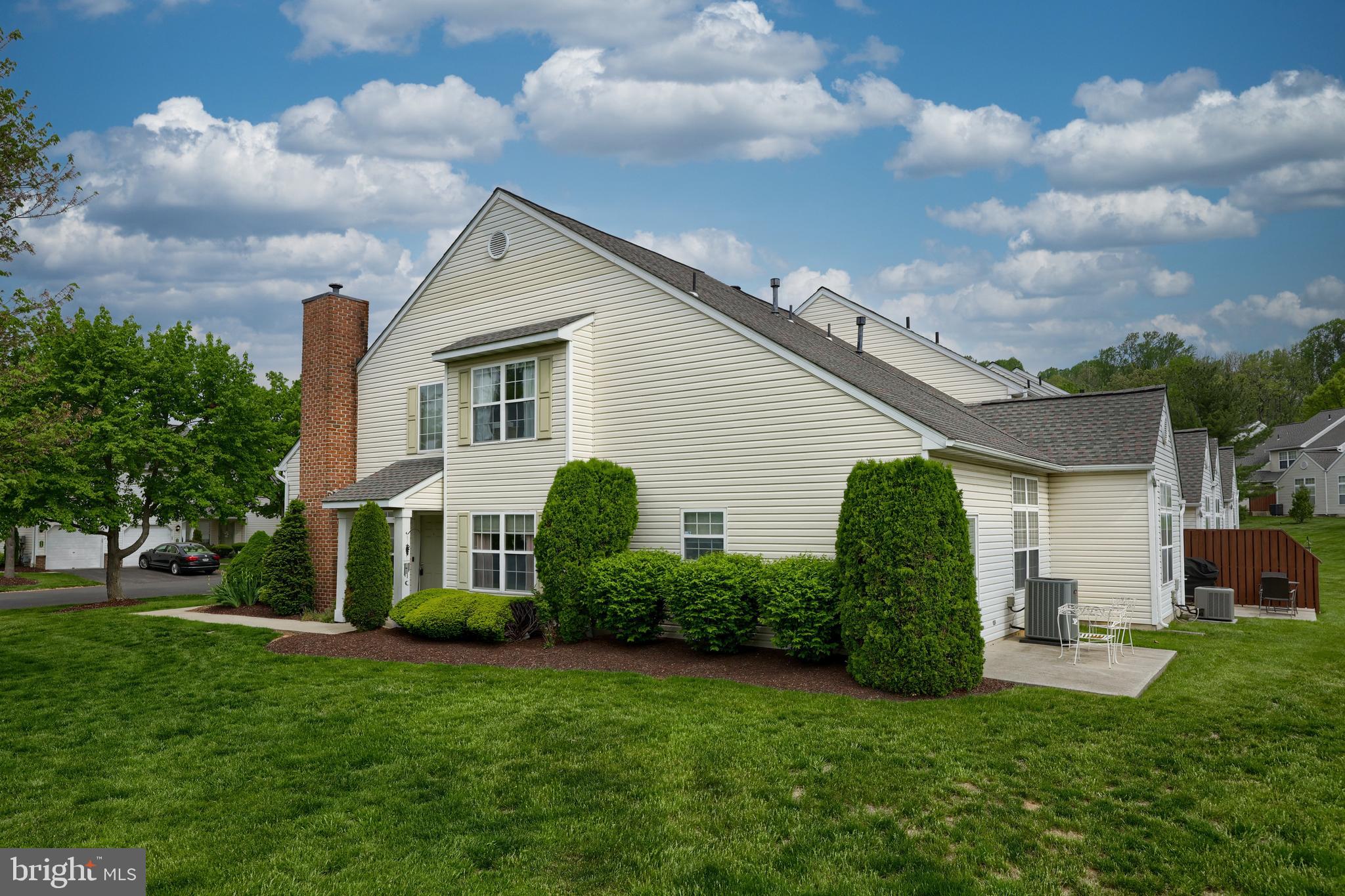 119 HICKORY LANE