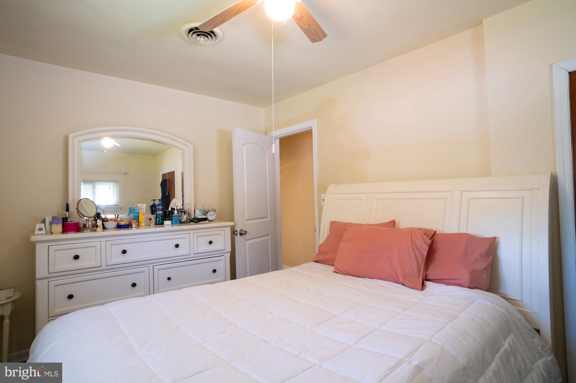 BALTIMORE HIGHLANDS - Residential