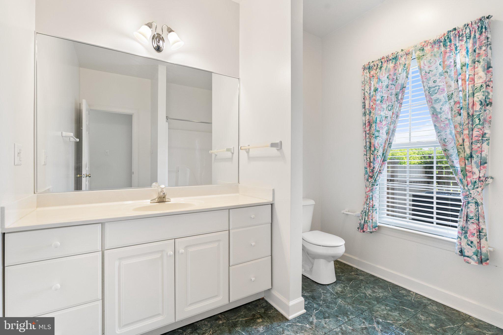 EASTLAND - Residential