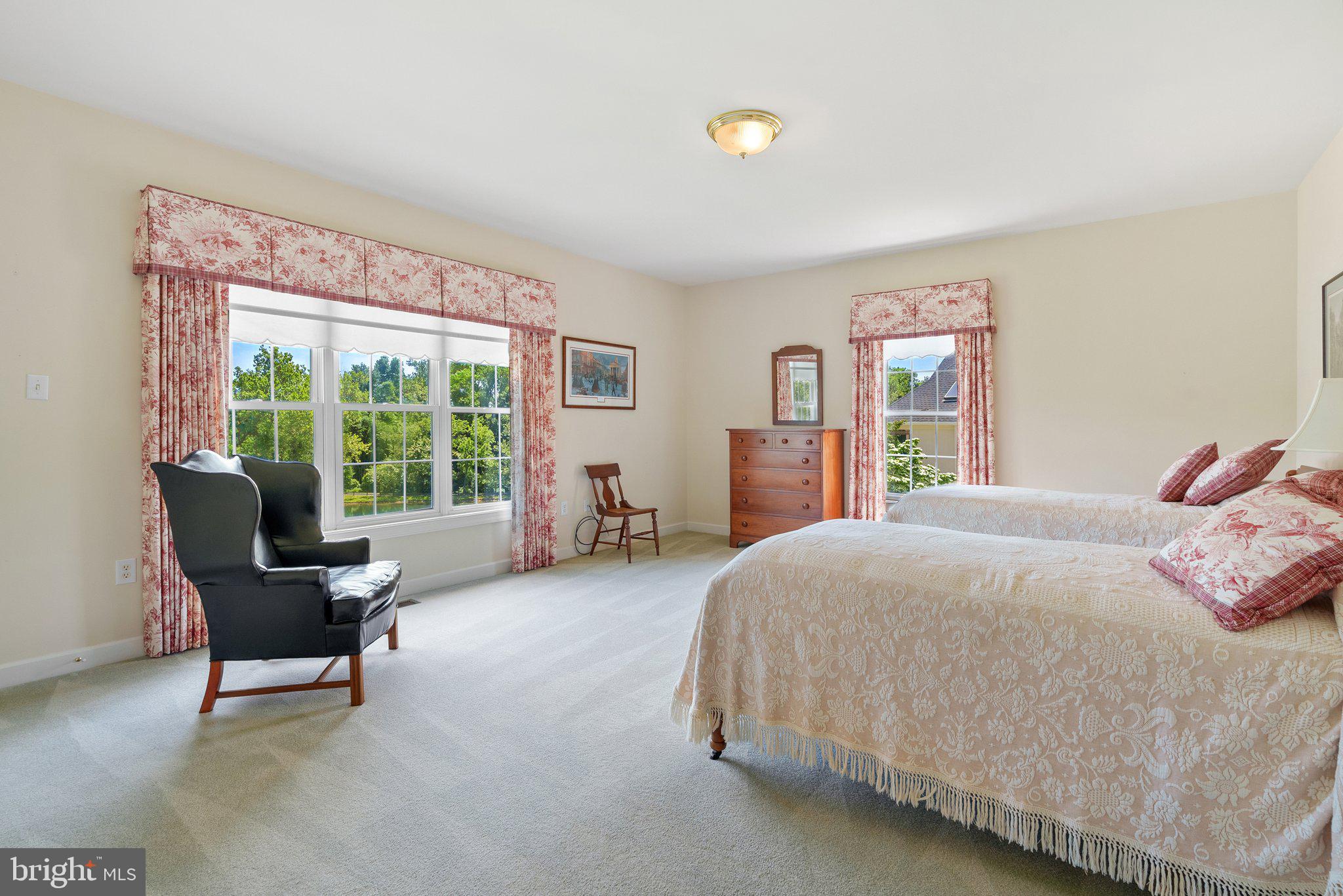 EASTLAND - Residential