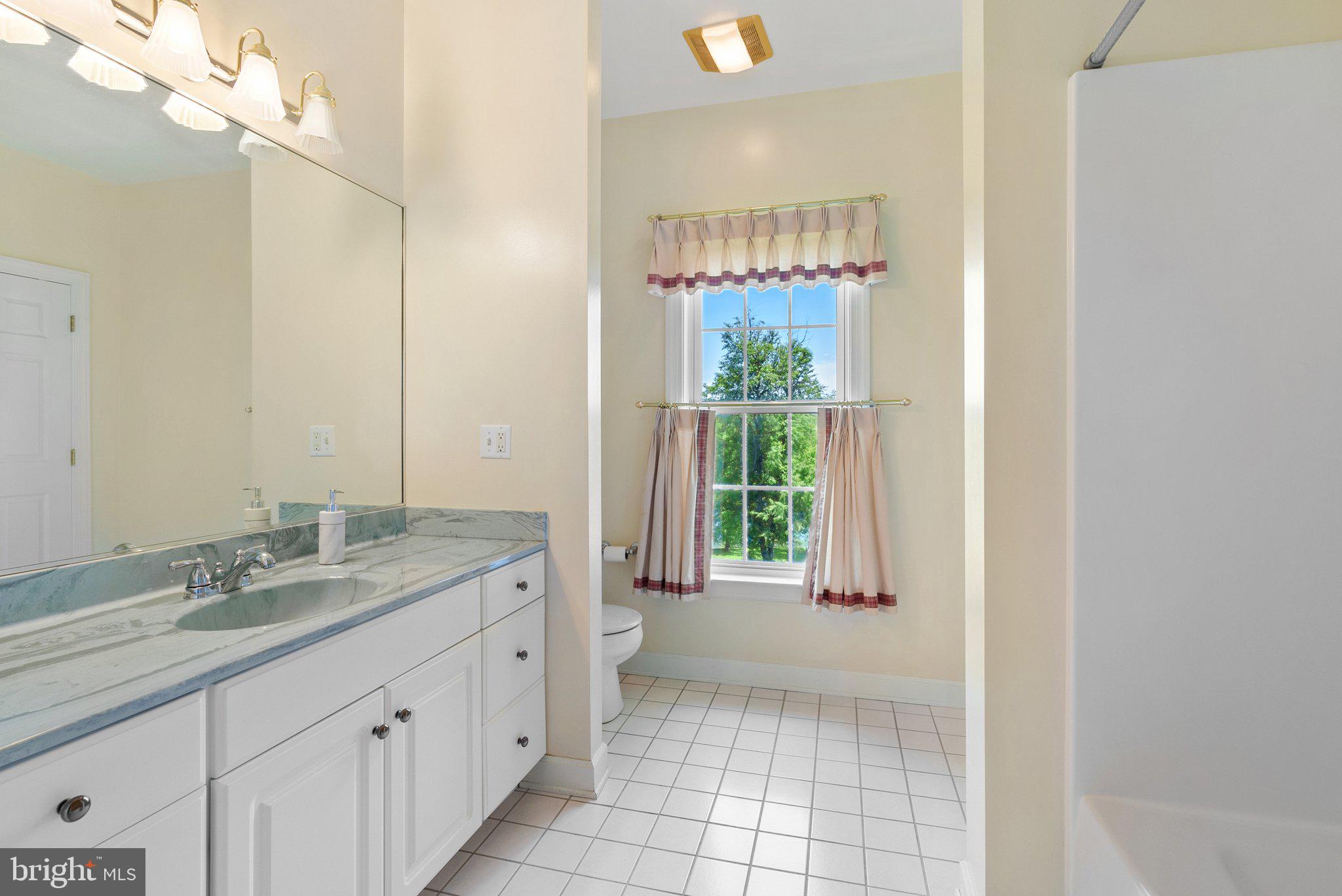 EASTLAND - Residential