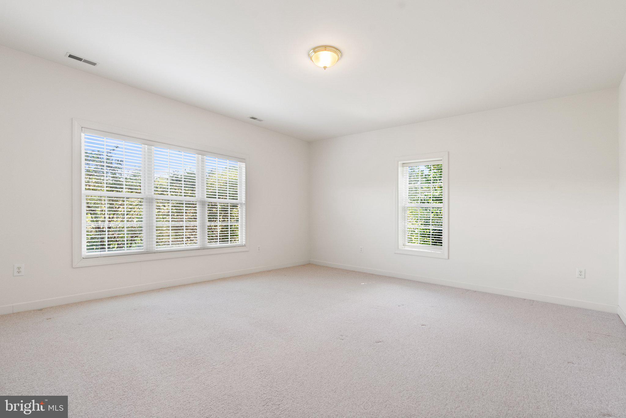 EASTLAND - Residential