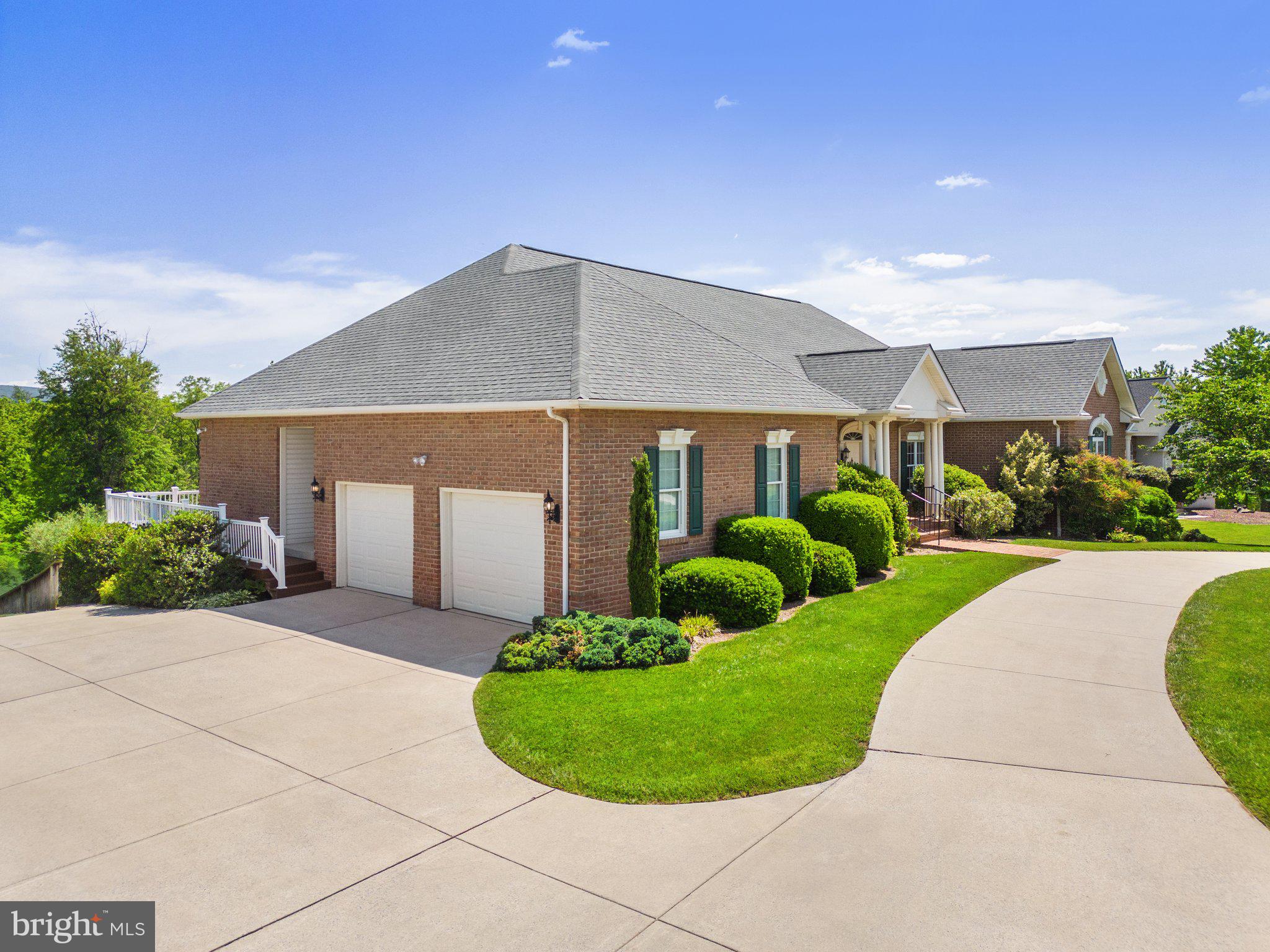 EASTLAND - Residential