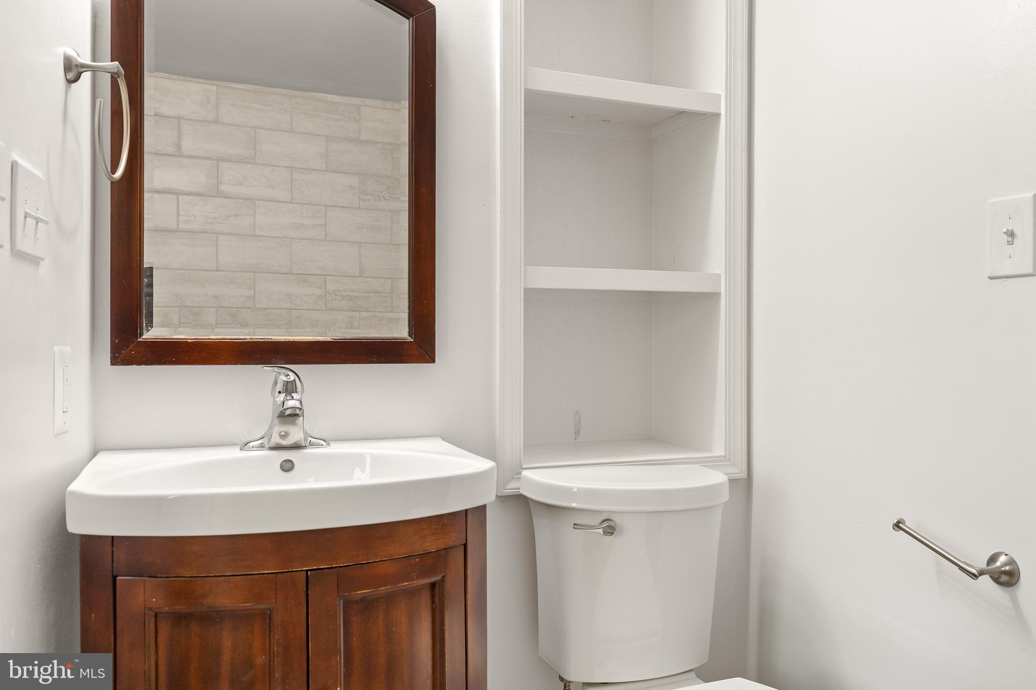 LAKE OF THE WOODS - Residential