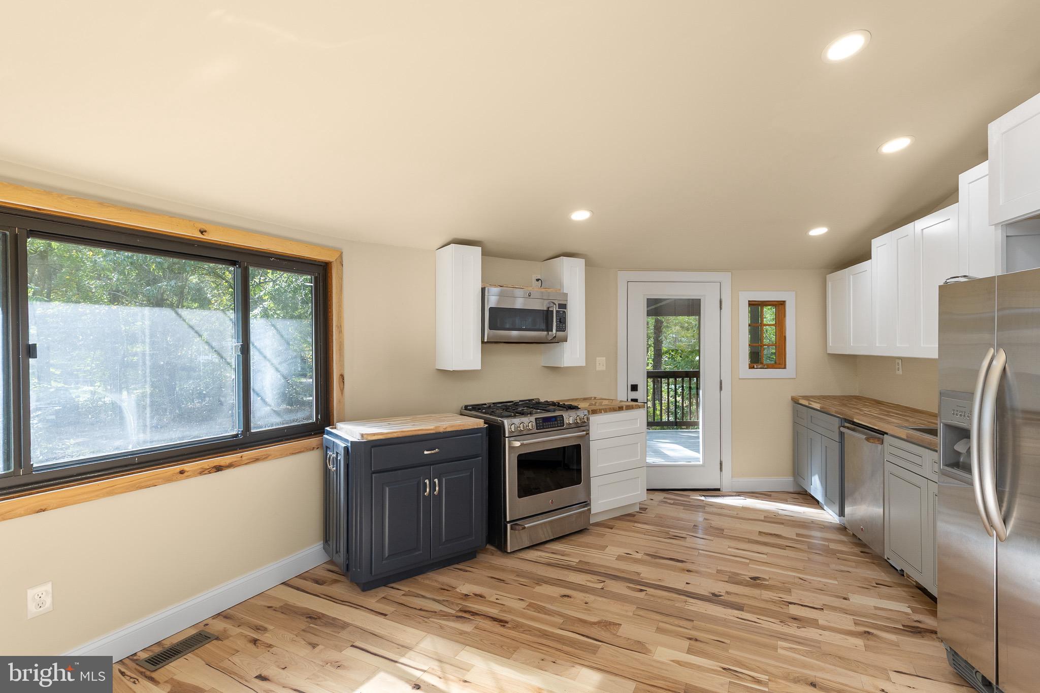 LAKE OF THE WOODS - Residential