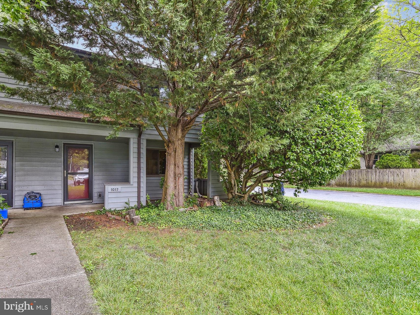 Location! Location! 7 minutes to all that downtown Annapolis has to offer. Prefer the peacefulness of Quiet Waters Park? You are 5 minutes away. End unit town home with fenced back yard space and covered front porch area. A balcony off the 2nd floor primary bedroom provides some fresh air and the tree in the front yard provides privacy. A new washer and dryer were installed on the first floor. Fresh paint throughout the home. New lock installed on front door. The dishwasher was replaced in 2020. HVAC replaced in 2017. The upstairs carpet was replaced 3 years ago. Bamboo floors in the living room, dining area primary bedroom and hallway. Available for immediate occupancy.