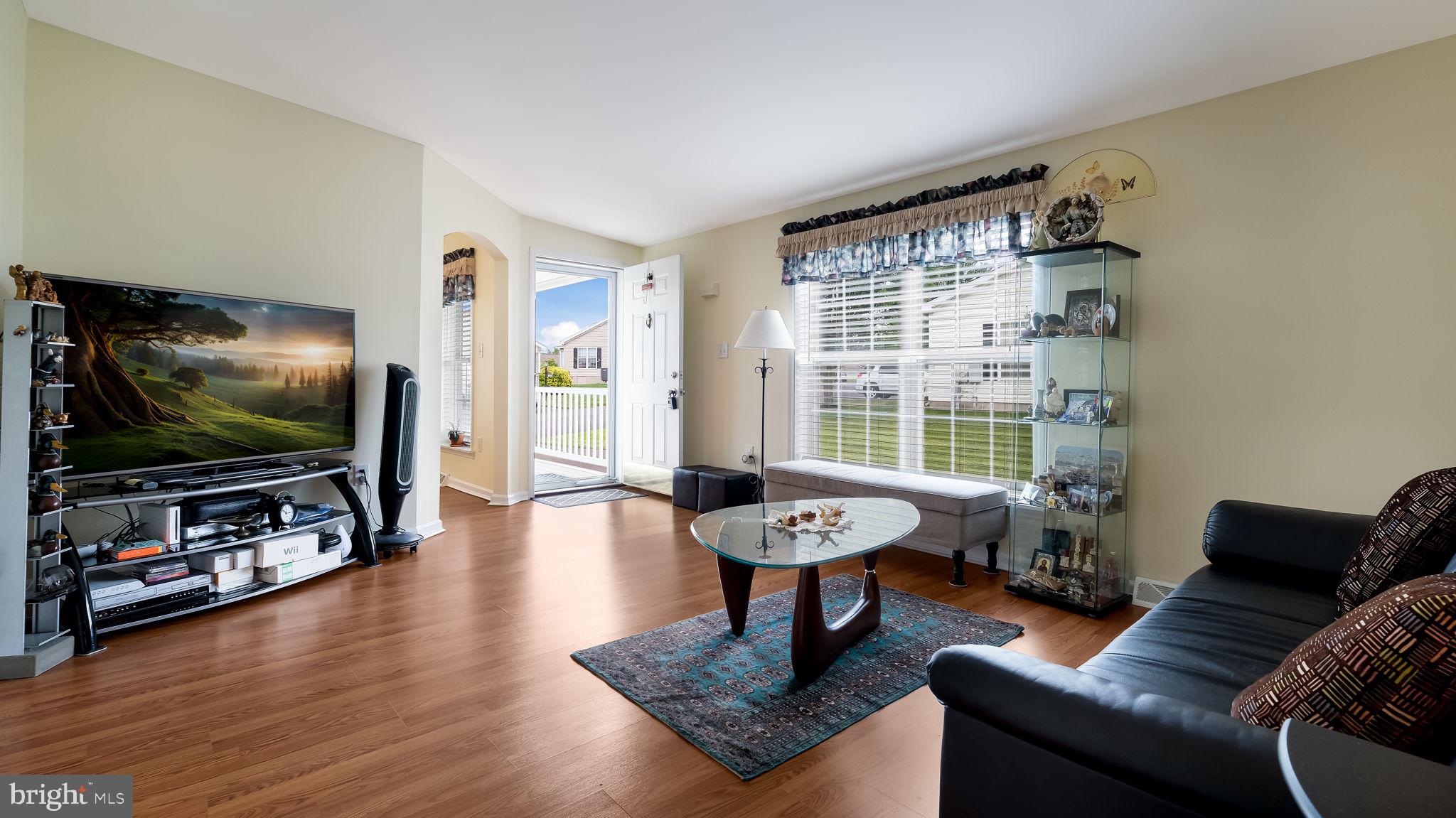 NESHAMINY FALLS - Residential