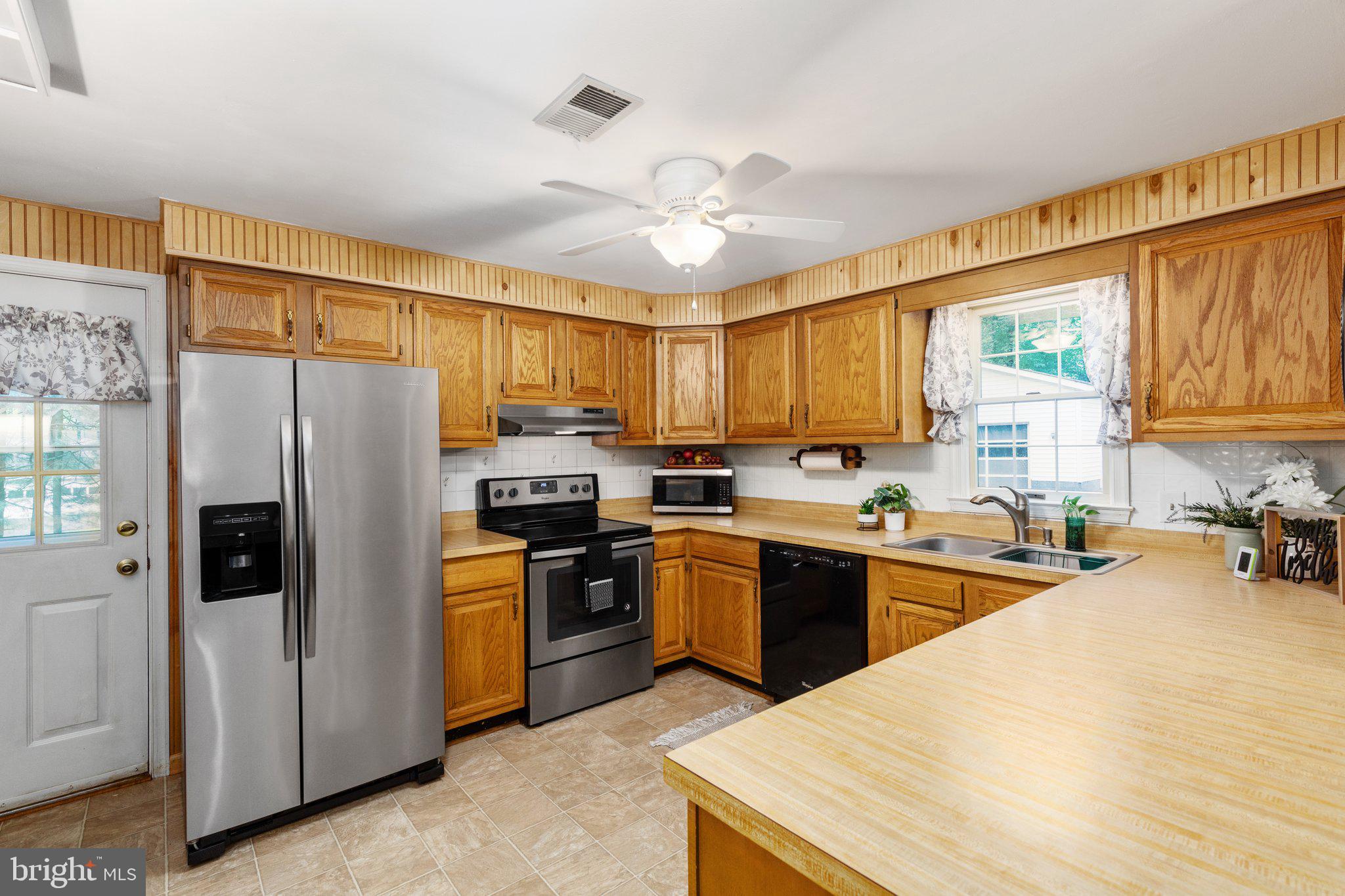 KNOLLWOOD ESTATES - Residential