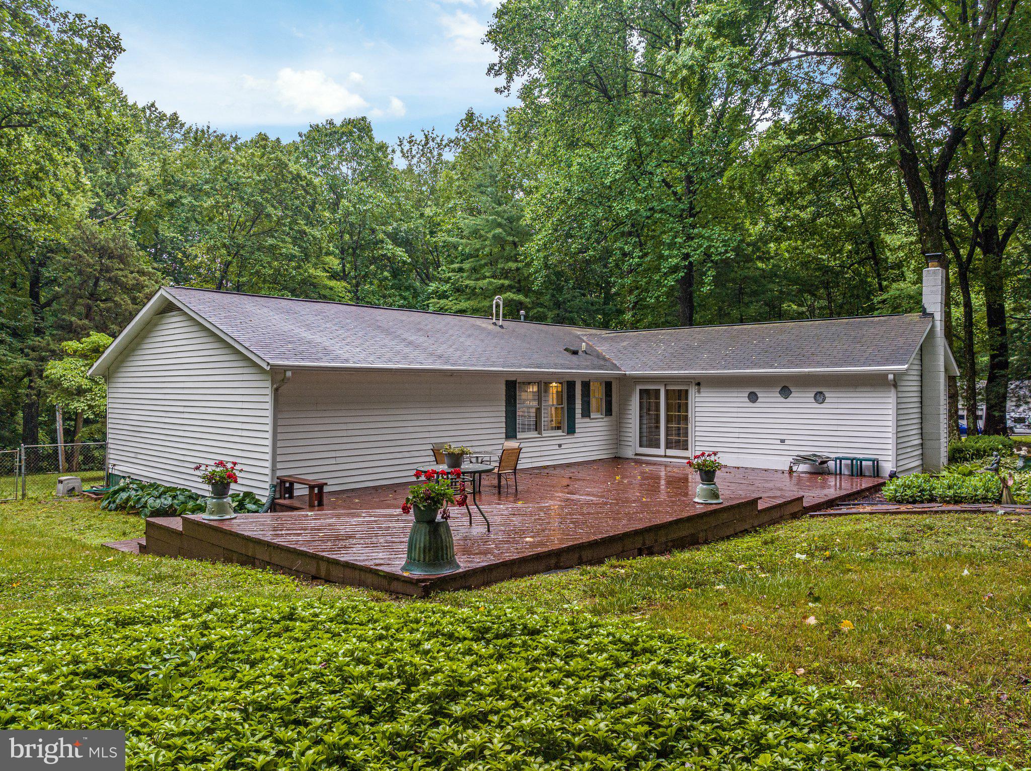 KNOLLWOOD ESTATES - Residential