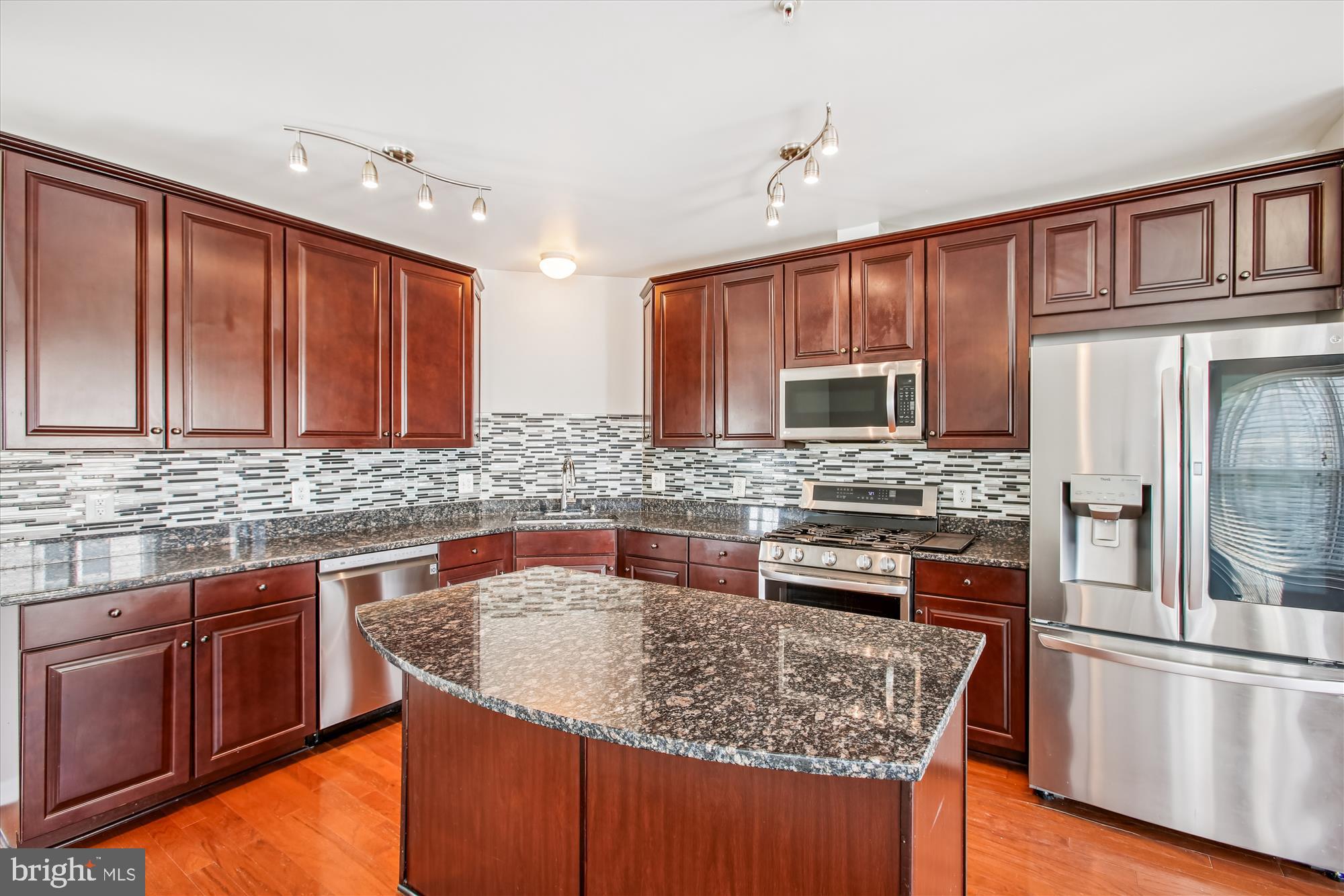 POTOMAC CLUB - Residential Lease