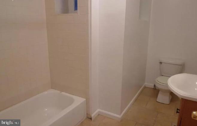 TEMPLE UNIVERSITY - Residential Lease