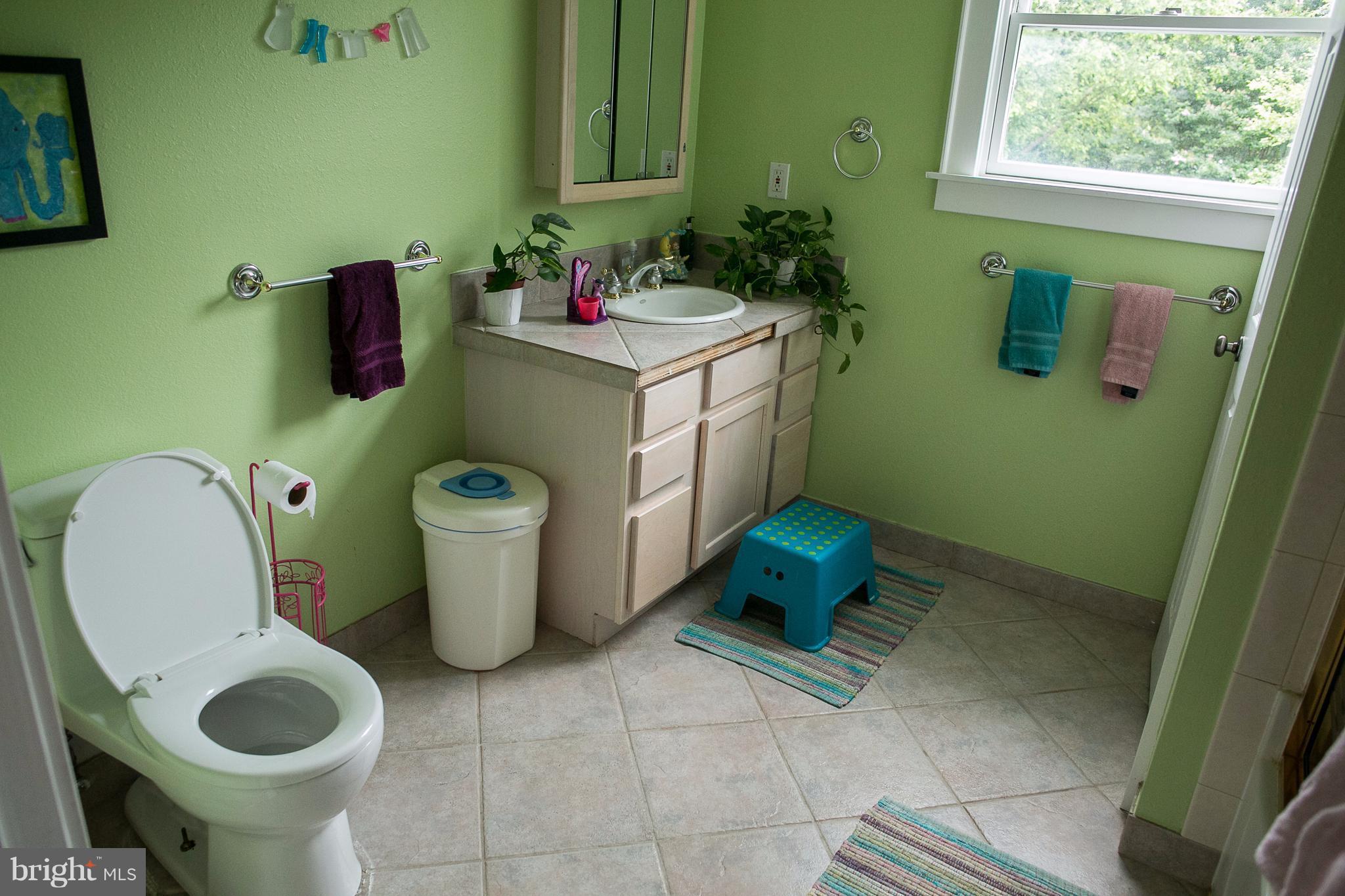 QUAINT ACRES - Residential Lease