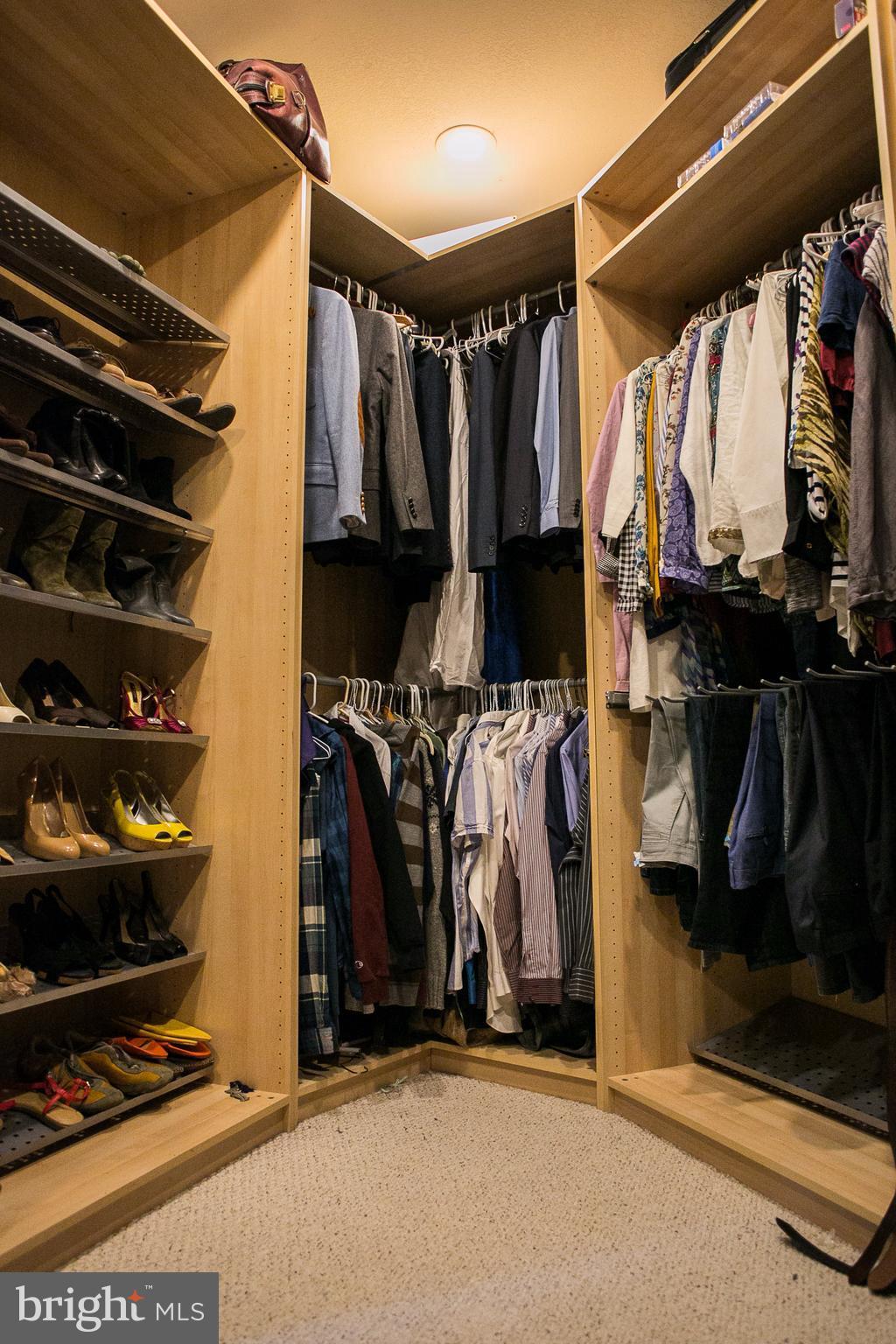 QUAINT ACRES - Residential Lease