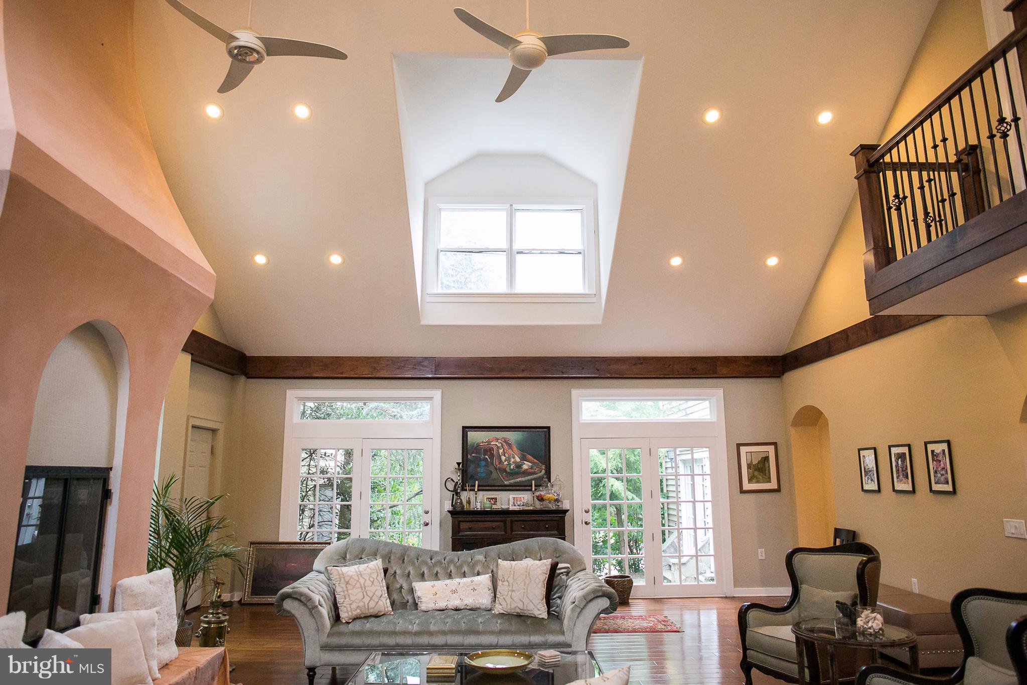 QUAINT ACRES - Residential Lease