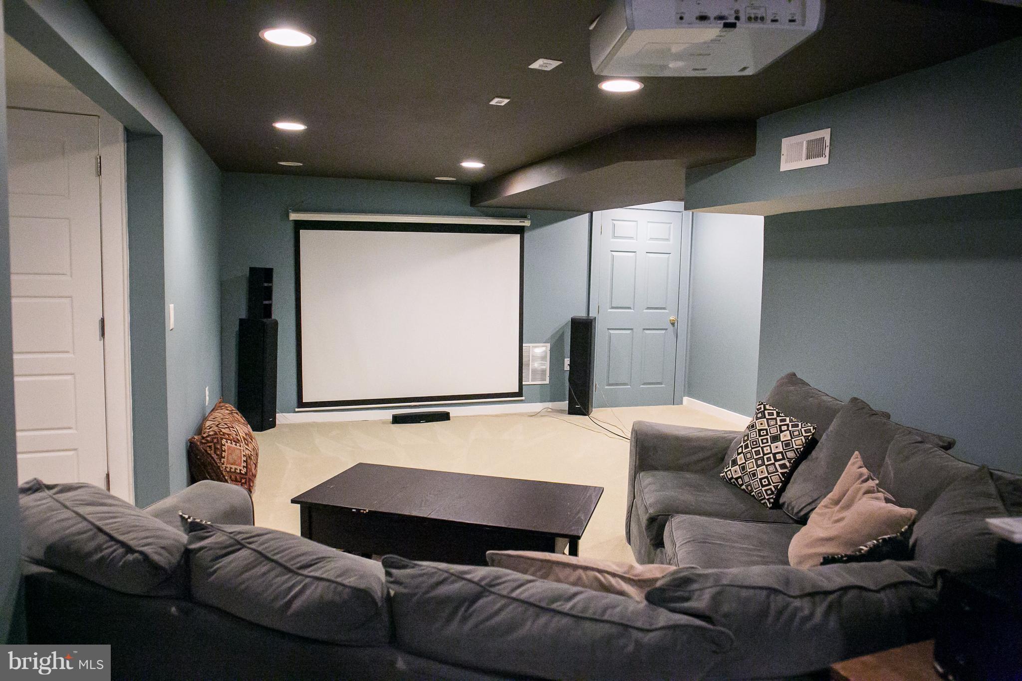 QUAINT ACRES - Residential Lease