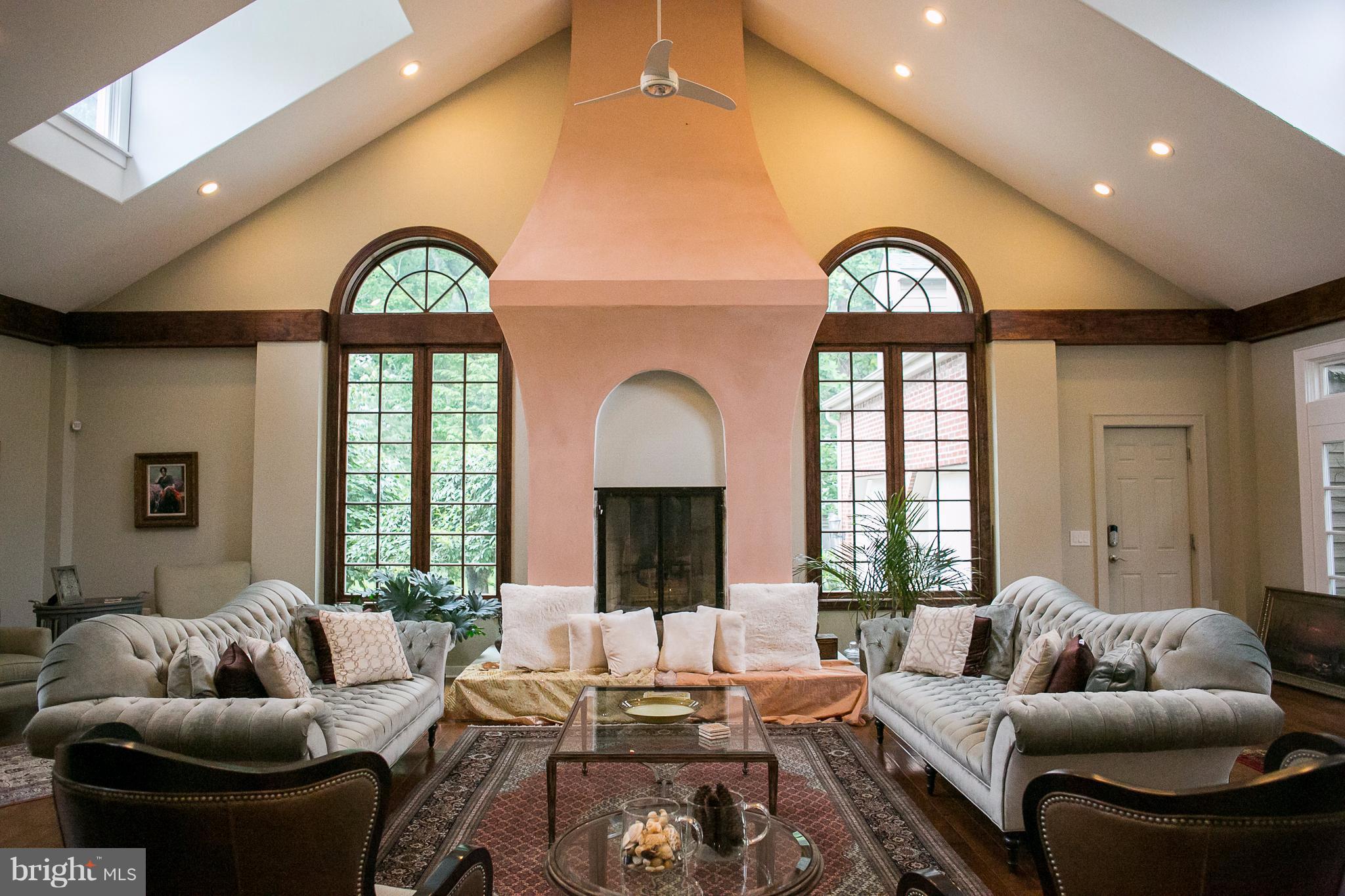 QUAINT ACRES - Residential Lease