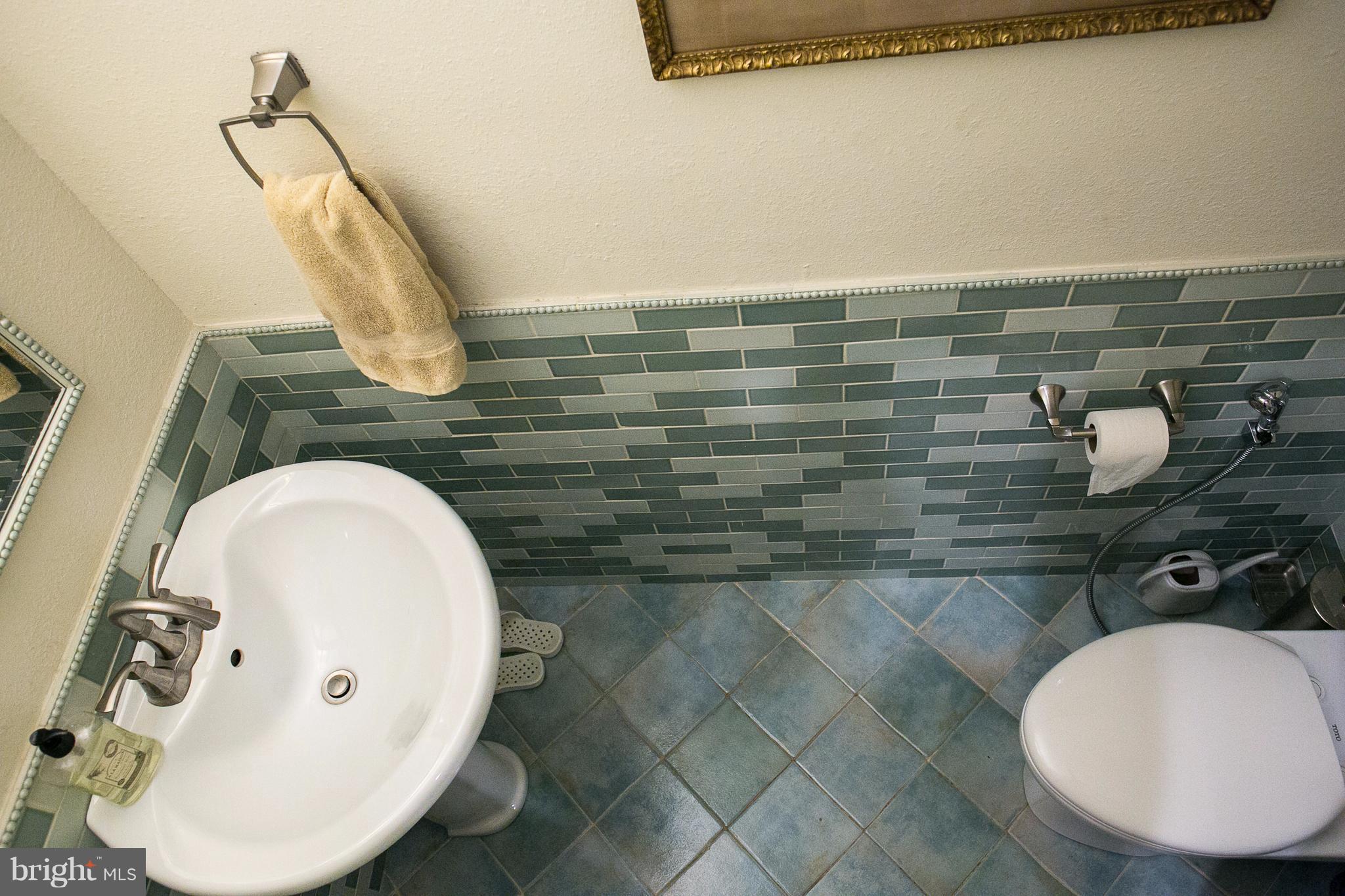 QUAINT ACRES - Residential Lease