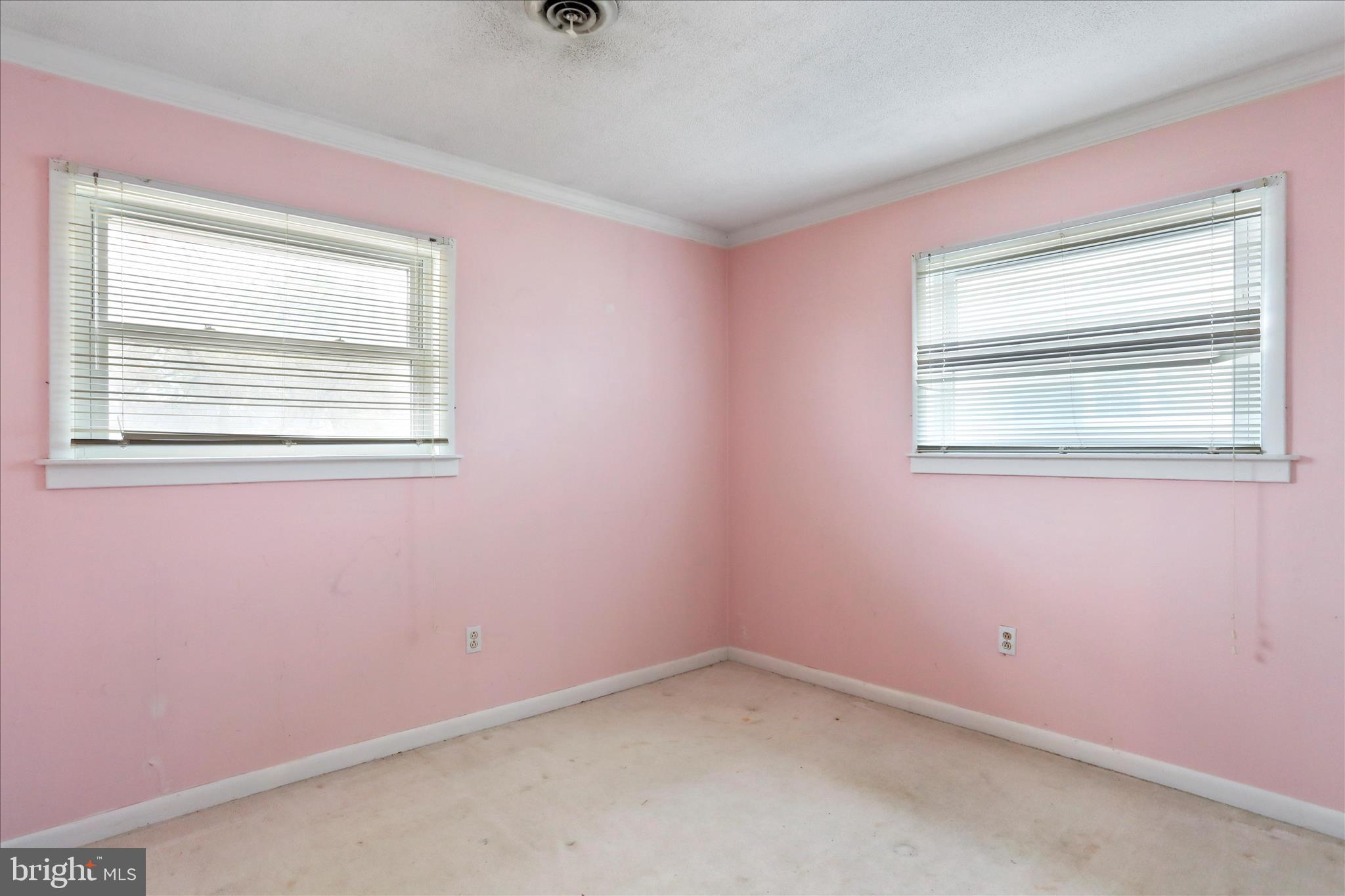 COLONIAL PARK - Residential