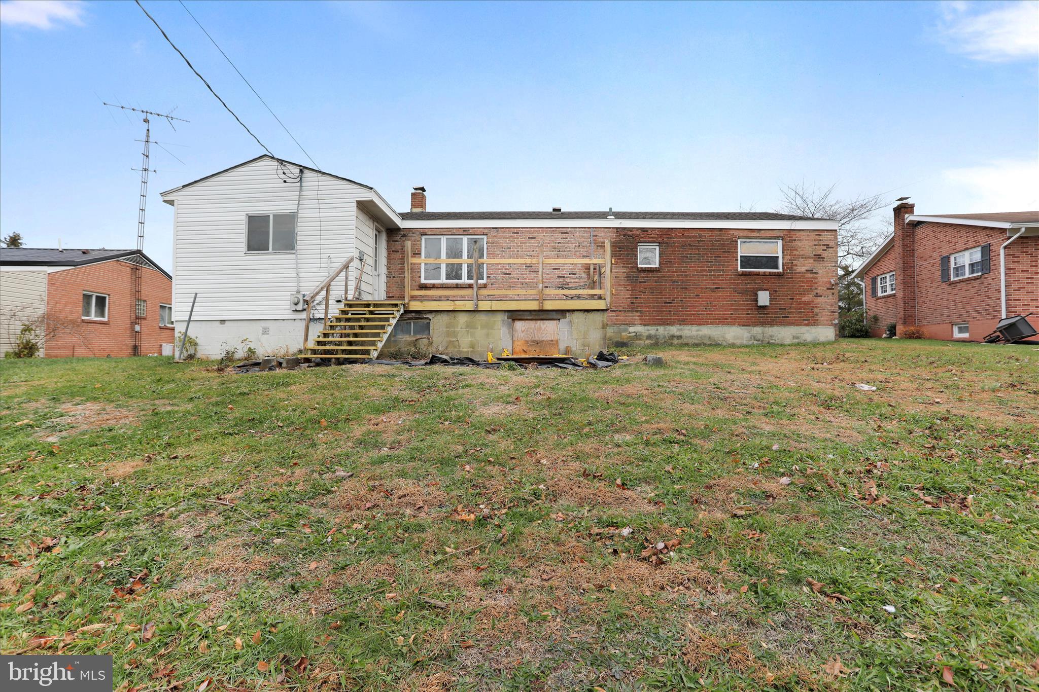 COLONIAL PARK - Residential