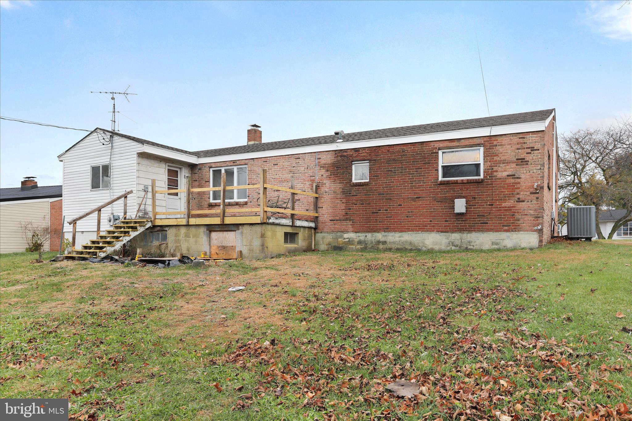 COLONIAL PARK - Residential