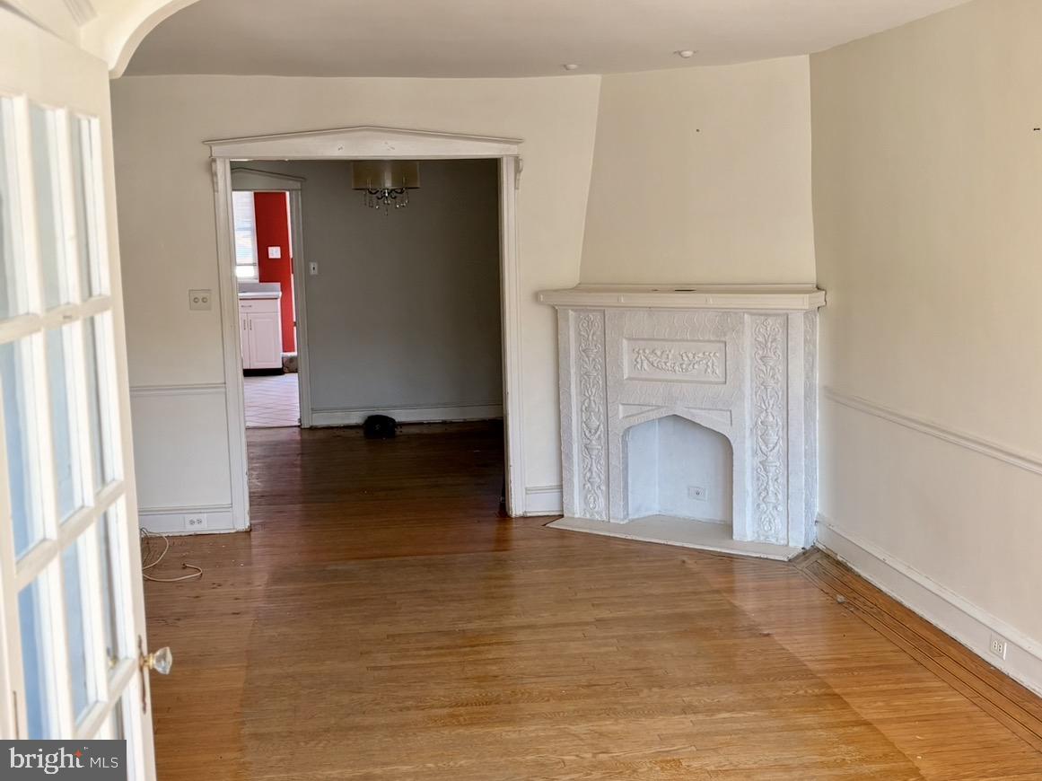 MAYFAIR - Residential