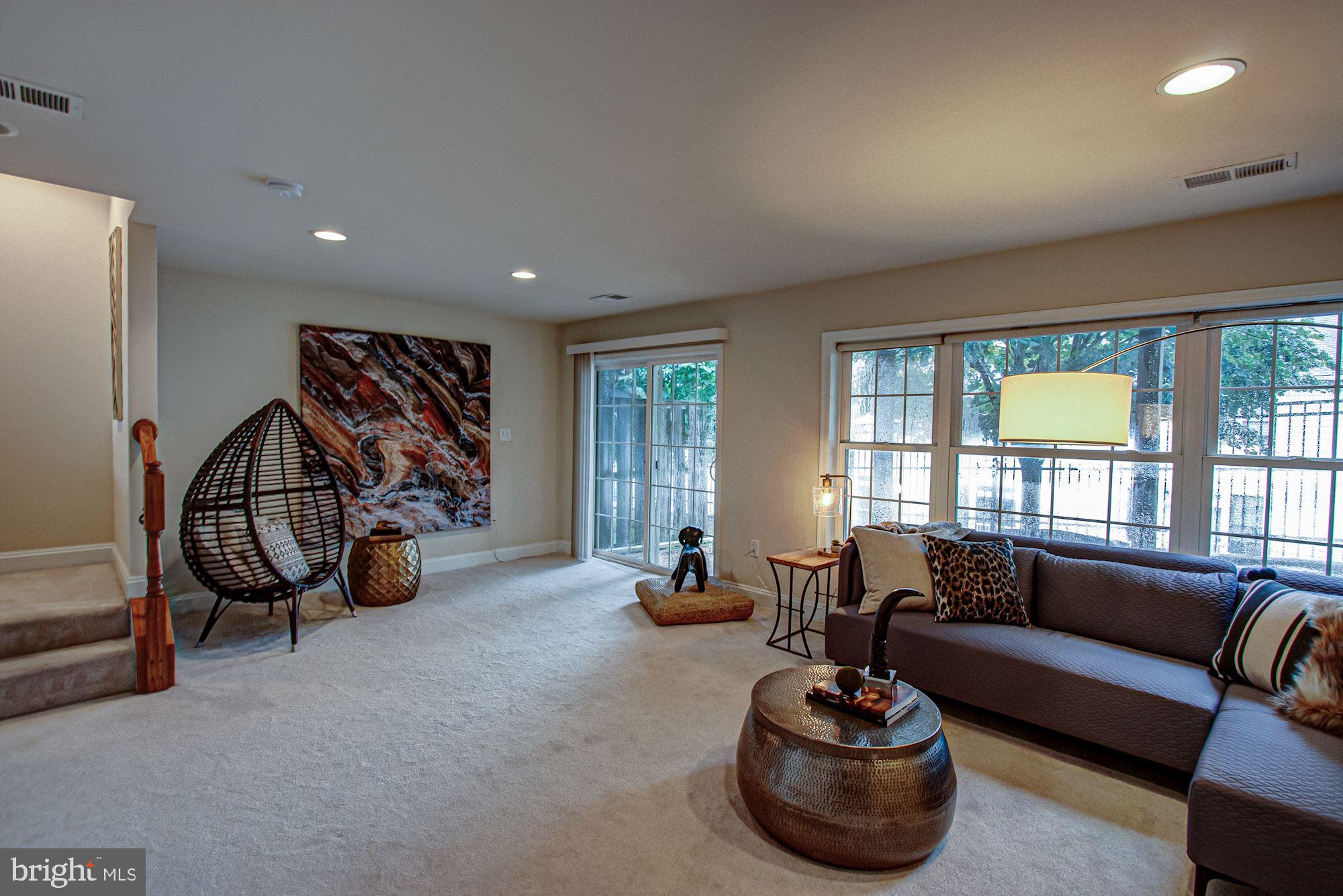 SHIRLINGTON - Residential