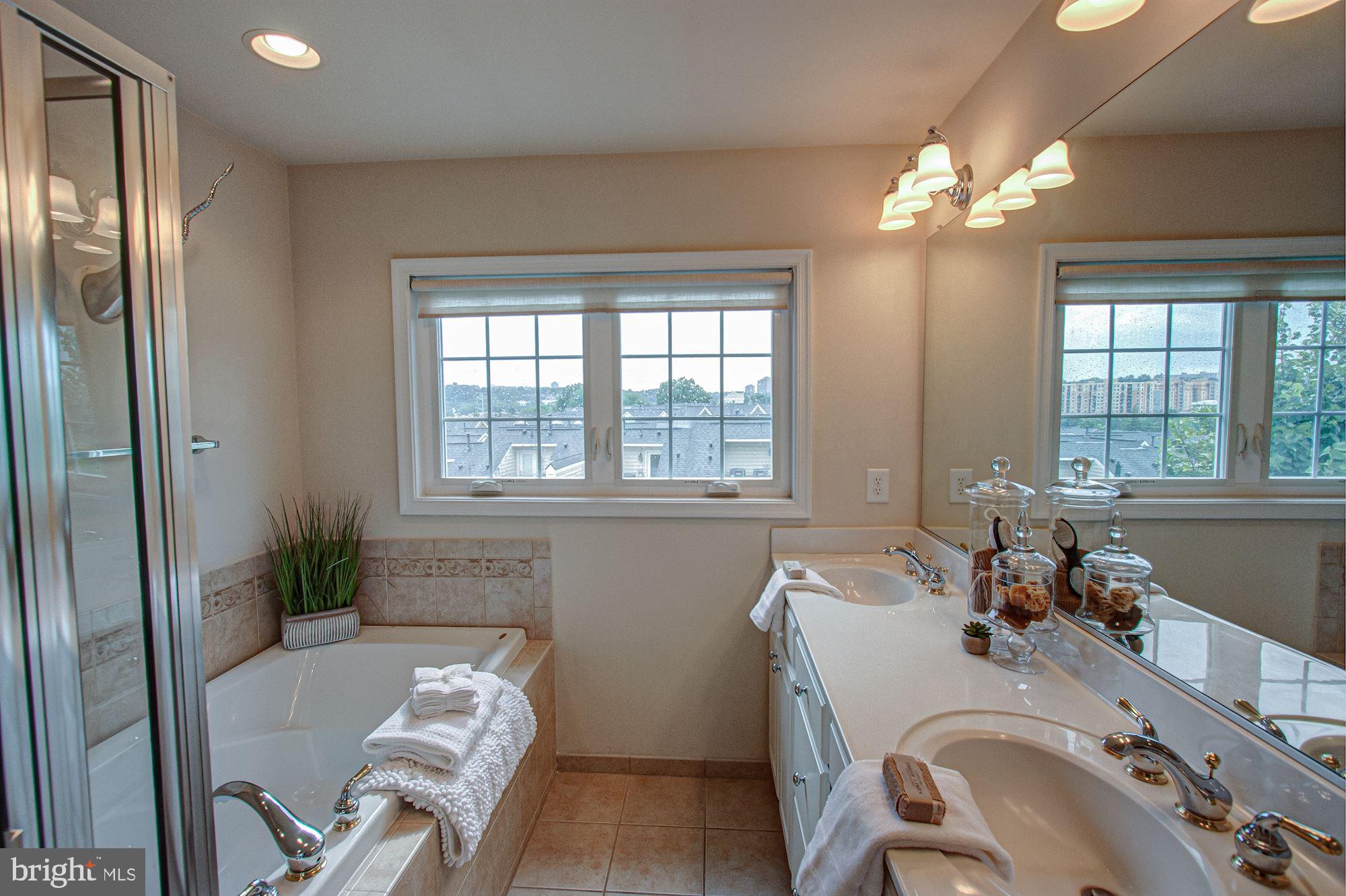 SHIRLINGTON - Residential