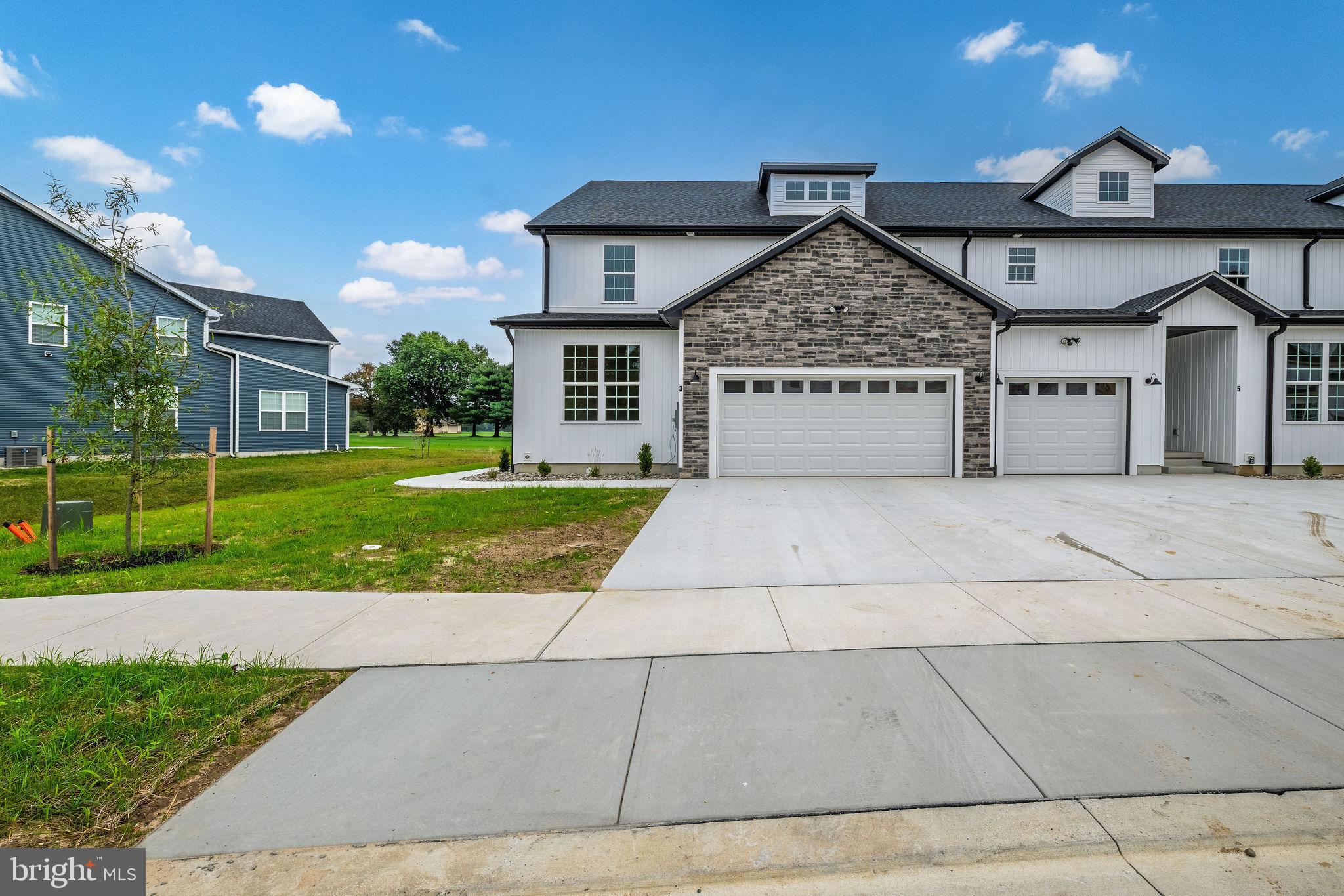VILLAGES OF MAPLE DALE - Residential