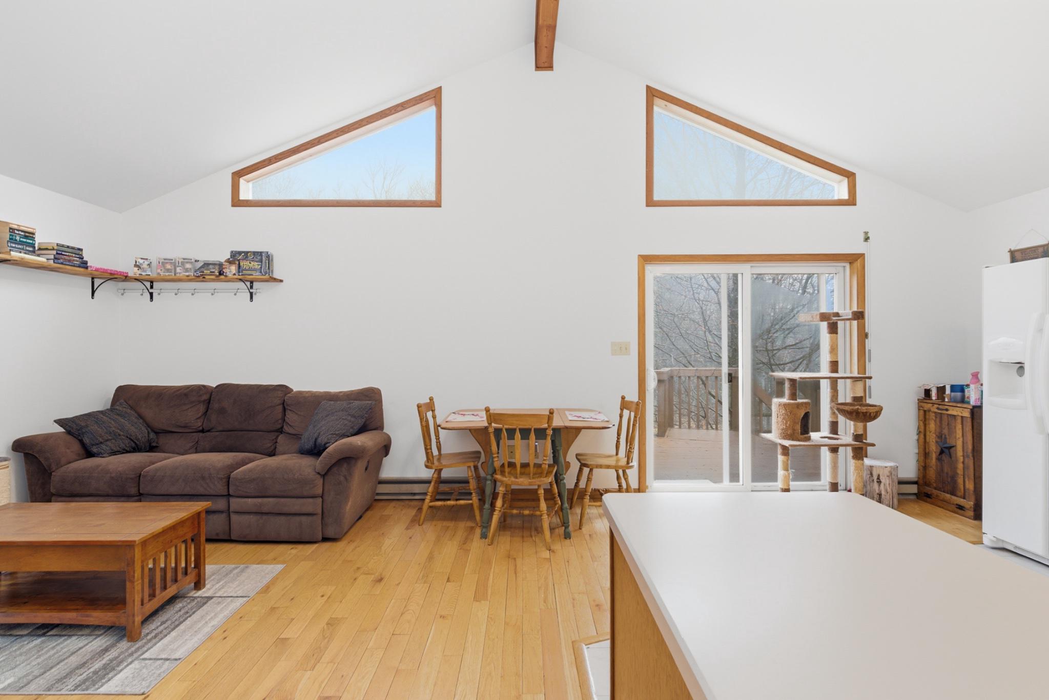 TOWAMENSING TRAILS - Residential