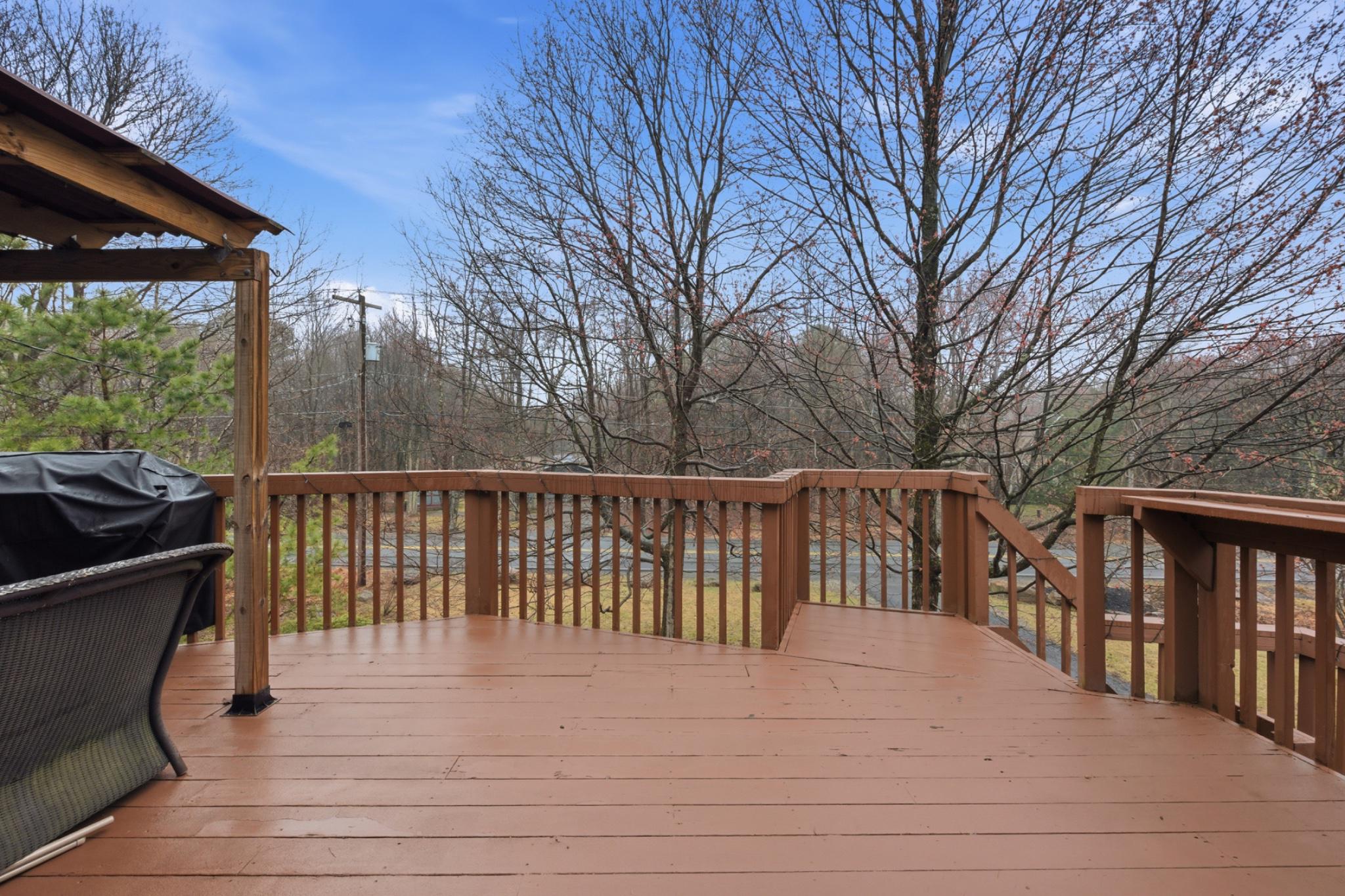 TOWAMENSING TRAILS - Residential