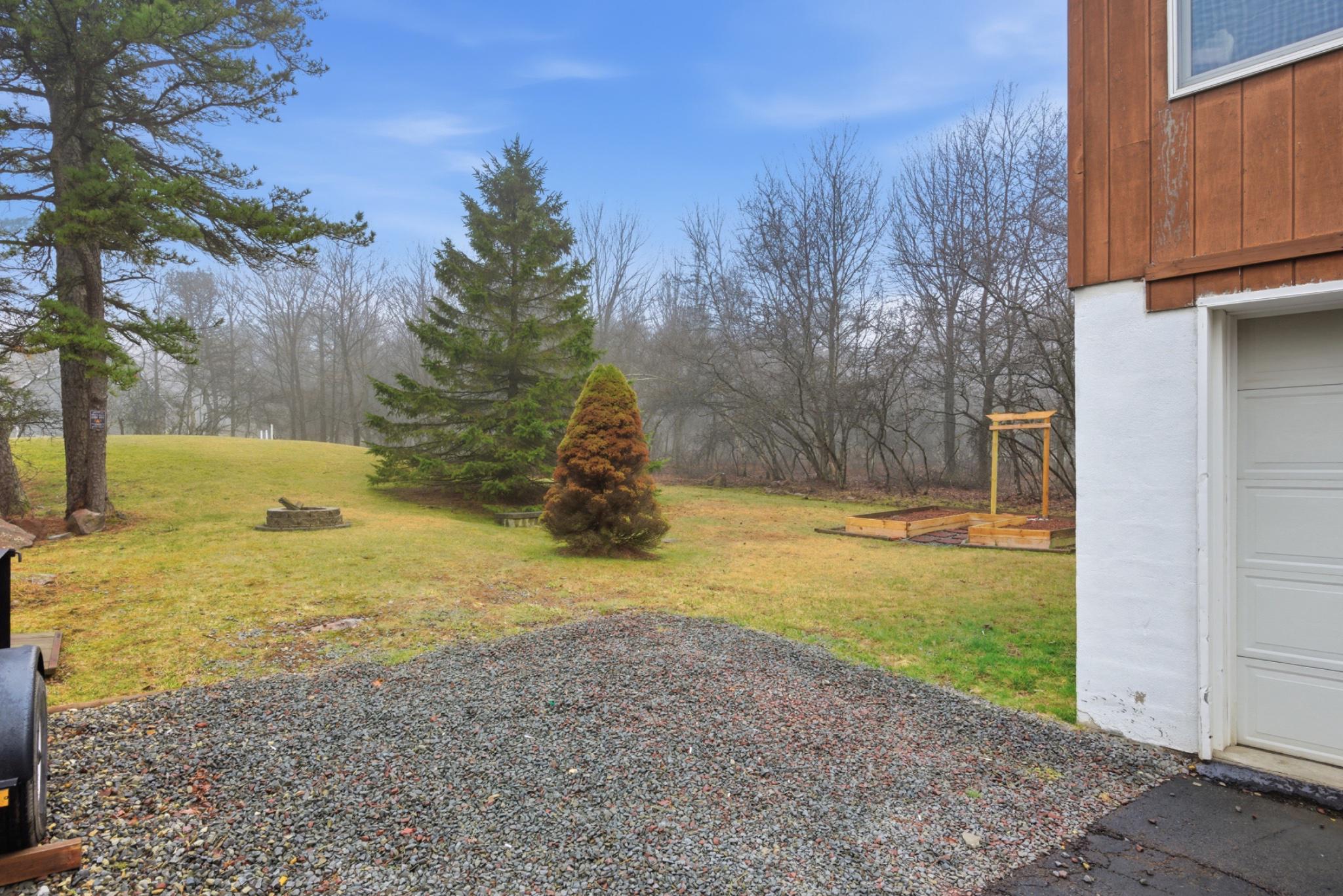 TOWAMENSING TRAILS - Residential