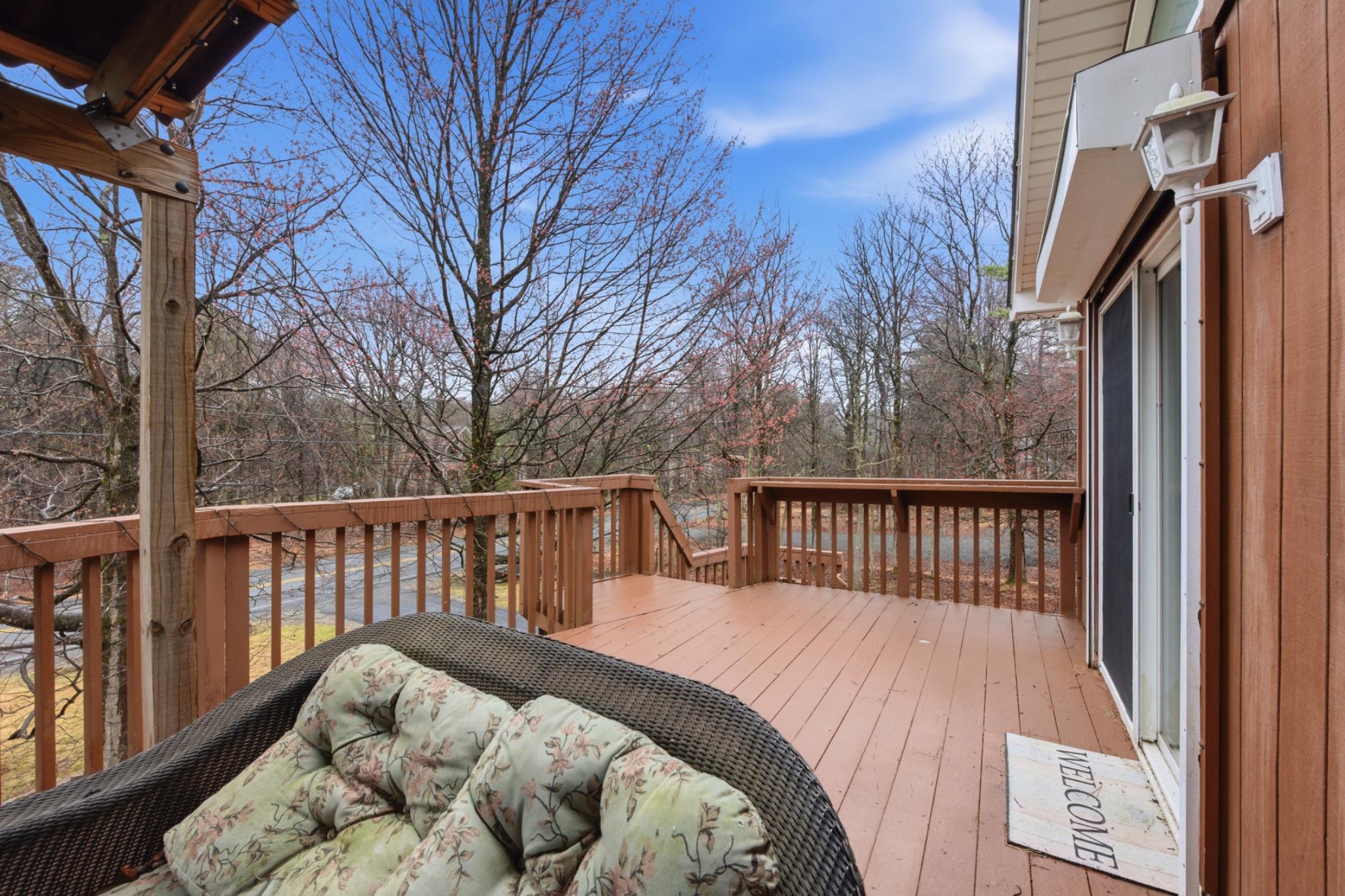 TOWAMENSING TRAILS - Residential