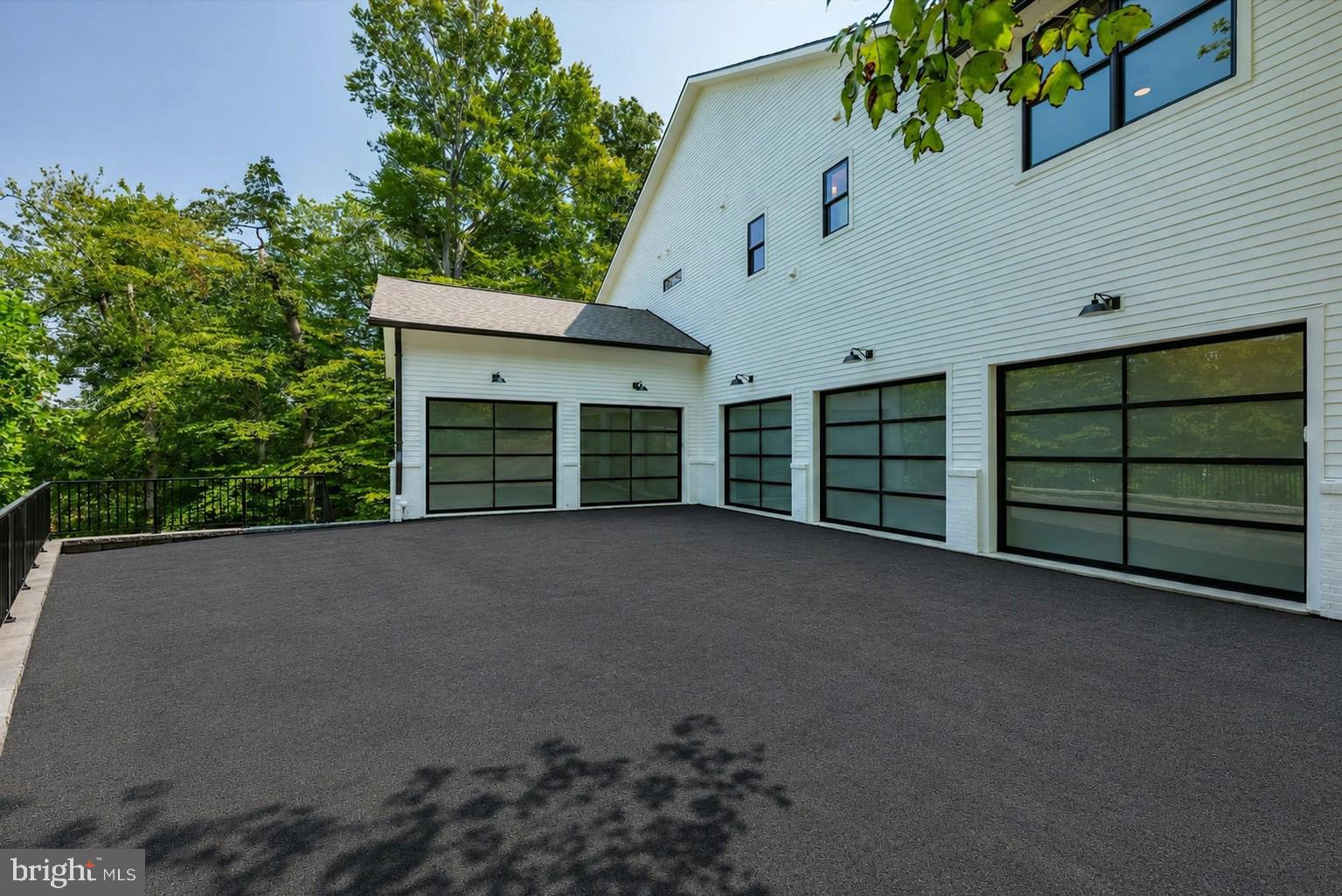 1701 BRIAR RIDGE ROAD